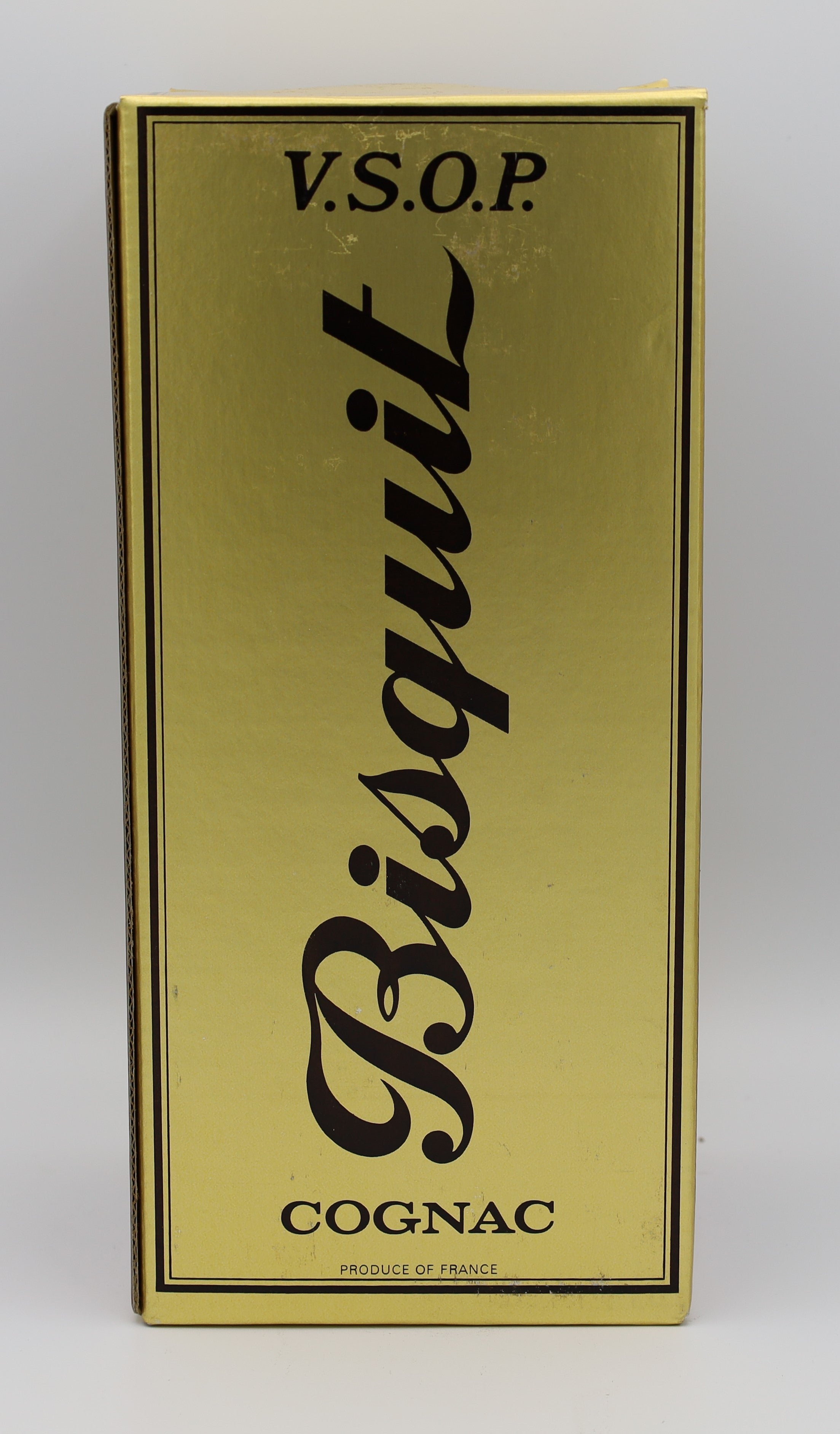 Bisquit Dubouché VSOP Cognac Acquavite di Vino – elegant French brandy with rich amber hue, smooth vanilla and oak notes, matured to perfection for refined taste.