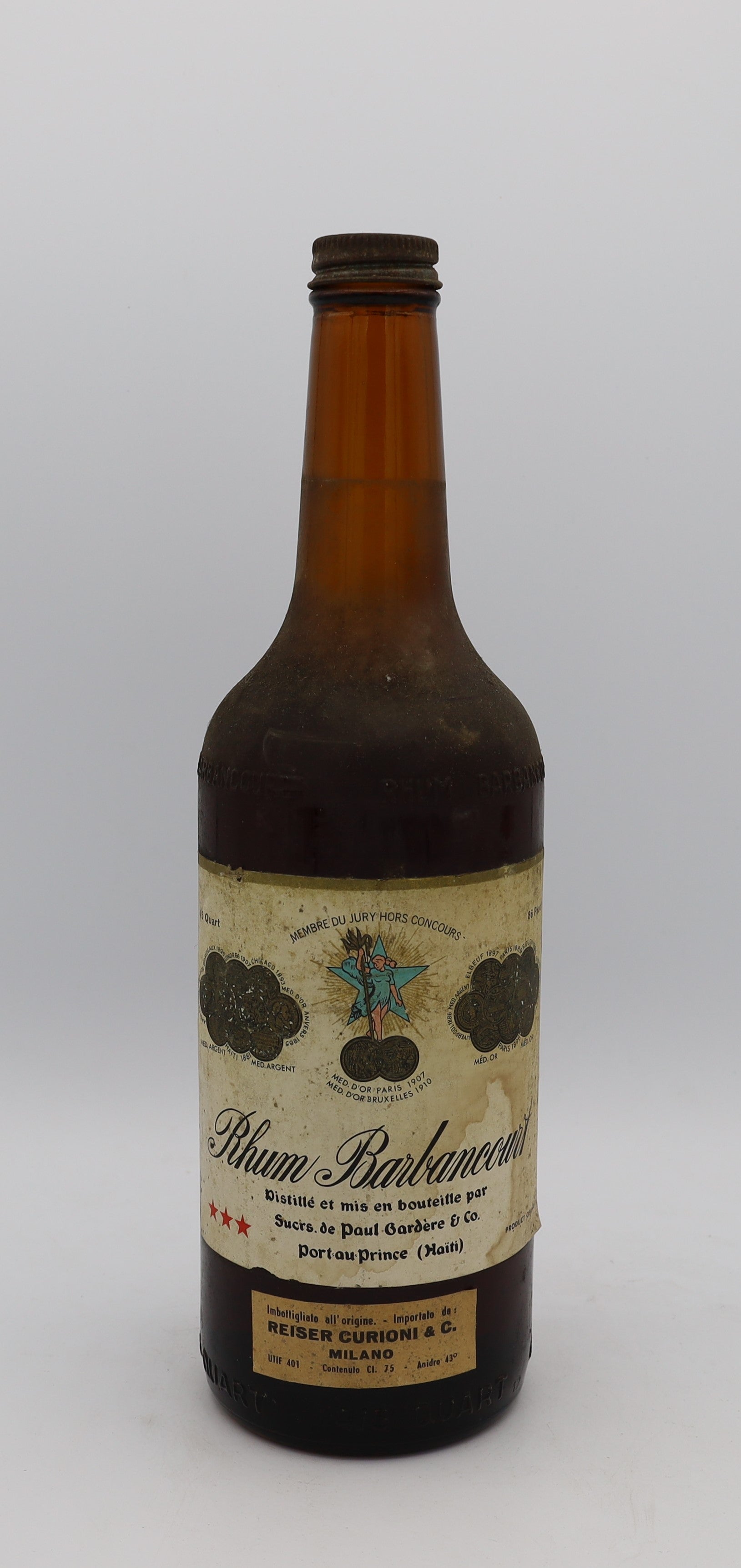 Barbancourt Rhum Very Old – premium Haitian rum aged to perfection with rich, smooth and complex flavors.