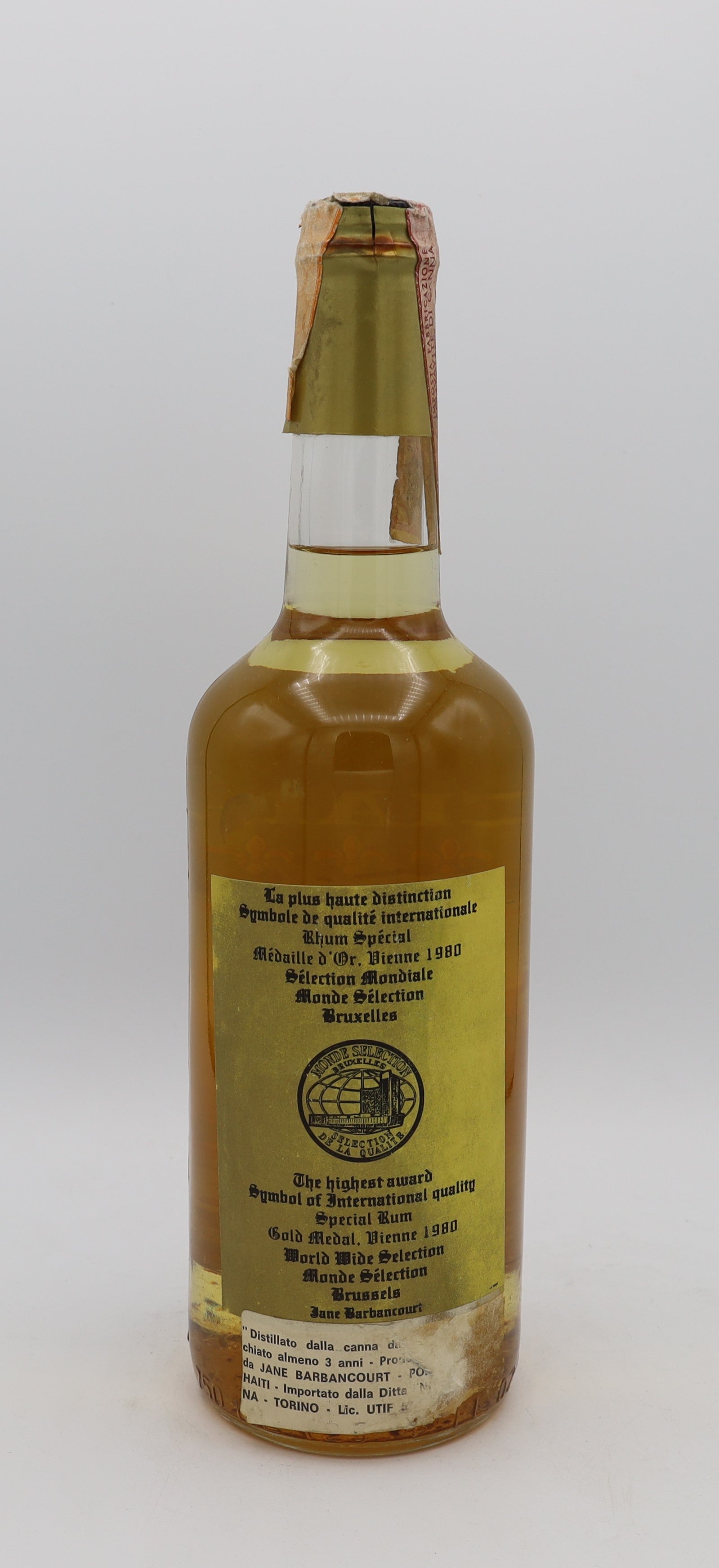 Barbancourt Special Rum – gold award 1980, premium Haitian rum with rich, complex flavors and exceptional aging.