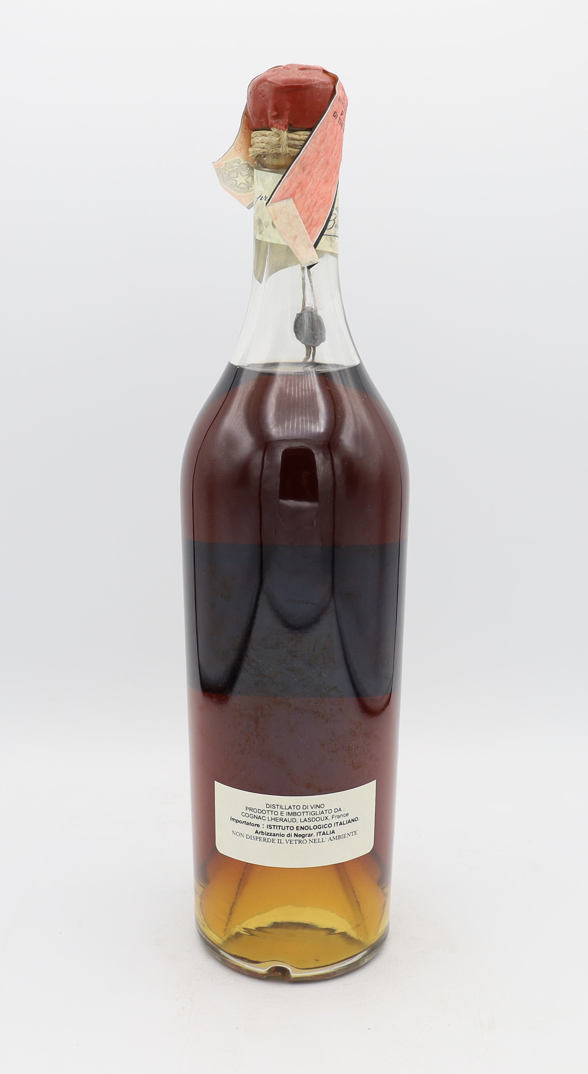 Baron G. Legrand Bas-Armagnac Vintage 1921, Reserved Treasures Club edition, presented in a collector’s box – exceptionally rare vintage brandy with rich, complex flavors.