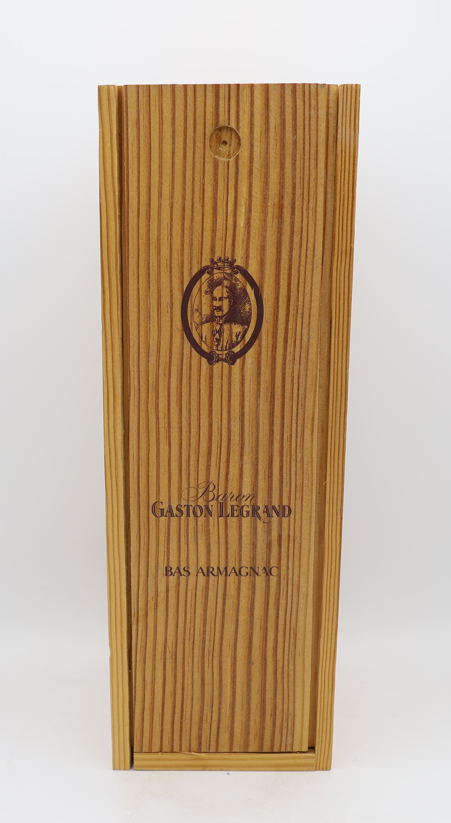 Baron G. Legrand Bas-Armagnac Vintage 1927, Reserved Treasures Club edition, presented in a collector’s box – exceptionally rare vintage brandy with rich, complex flavors.