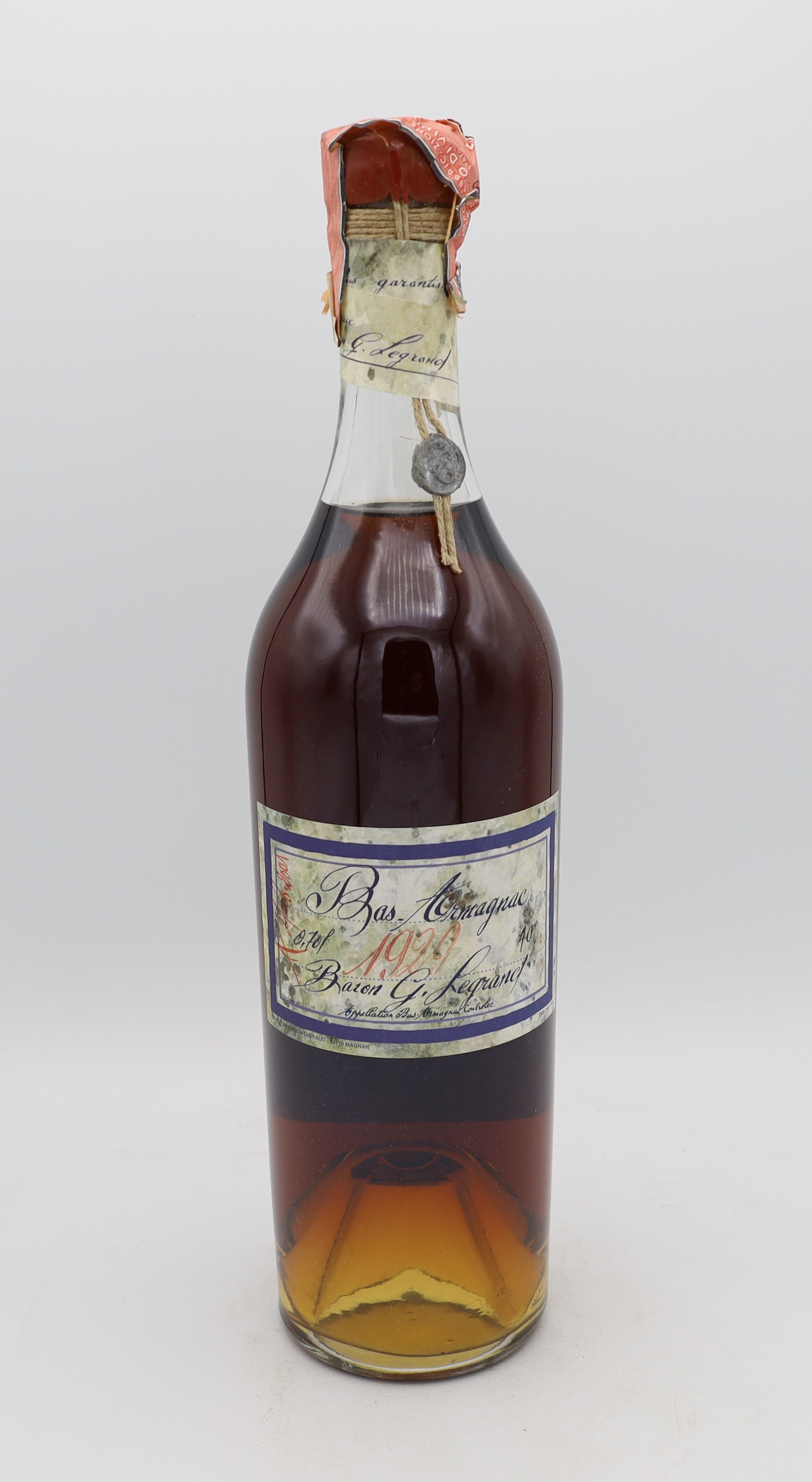Baron G. Legrand Bas-Armagnac Vintage 1929, Reserved Treasures Club edition, presented in a collector’s box – exceptionally rare vintage brandy with rich, complex flavors.