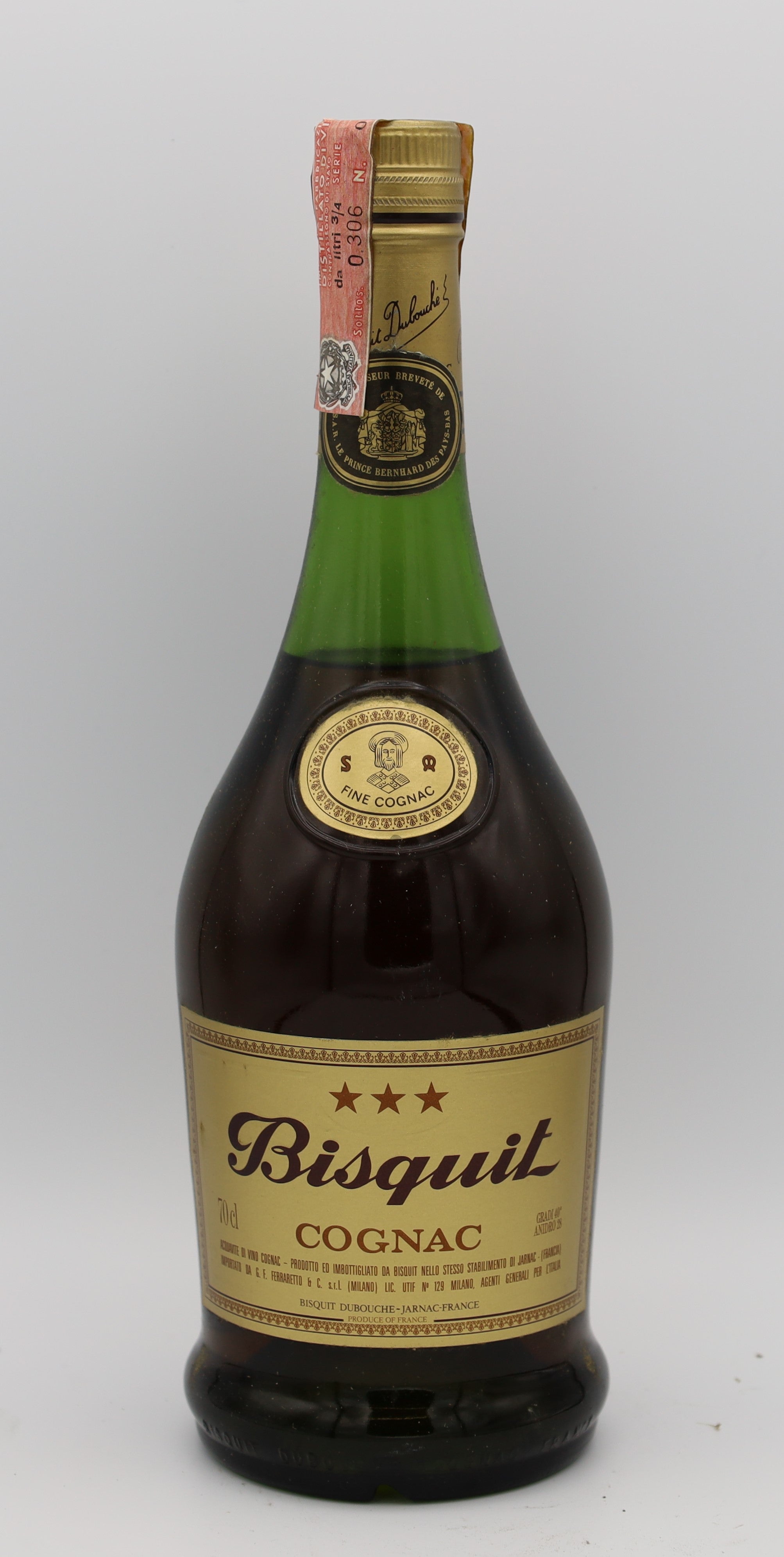 Bisquit Dubouché VSOP Cognac Acquavite di Vino – elegant French brandy with rich amber hue, smooth vanilla and oak notes, matured to perfection for refined taste.