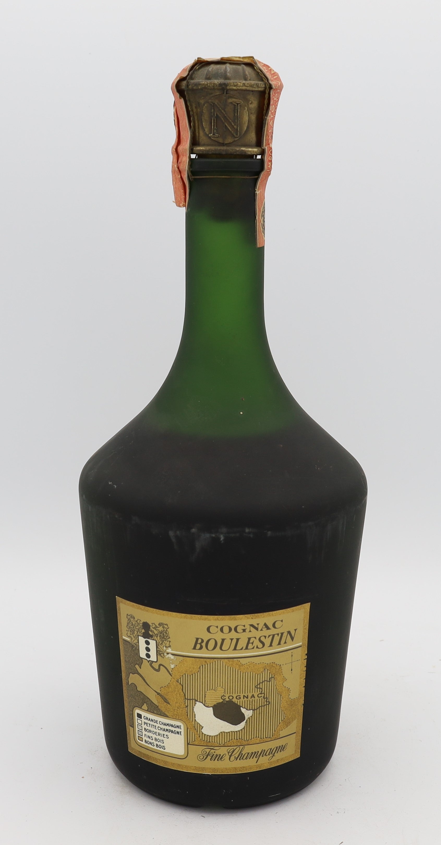 Boulestin Fine Cognac Napoleon – distinguished French cognac with deep amber color, matured to perfection for a refined and smooth finish, classic Napoleon expression.