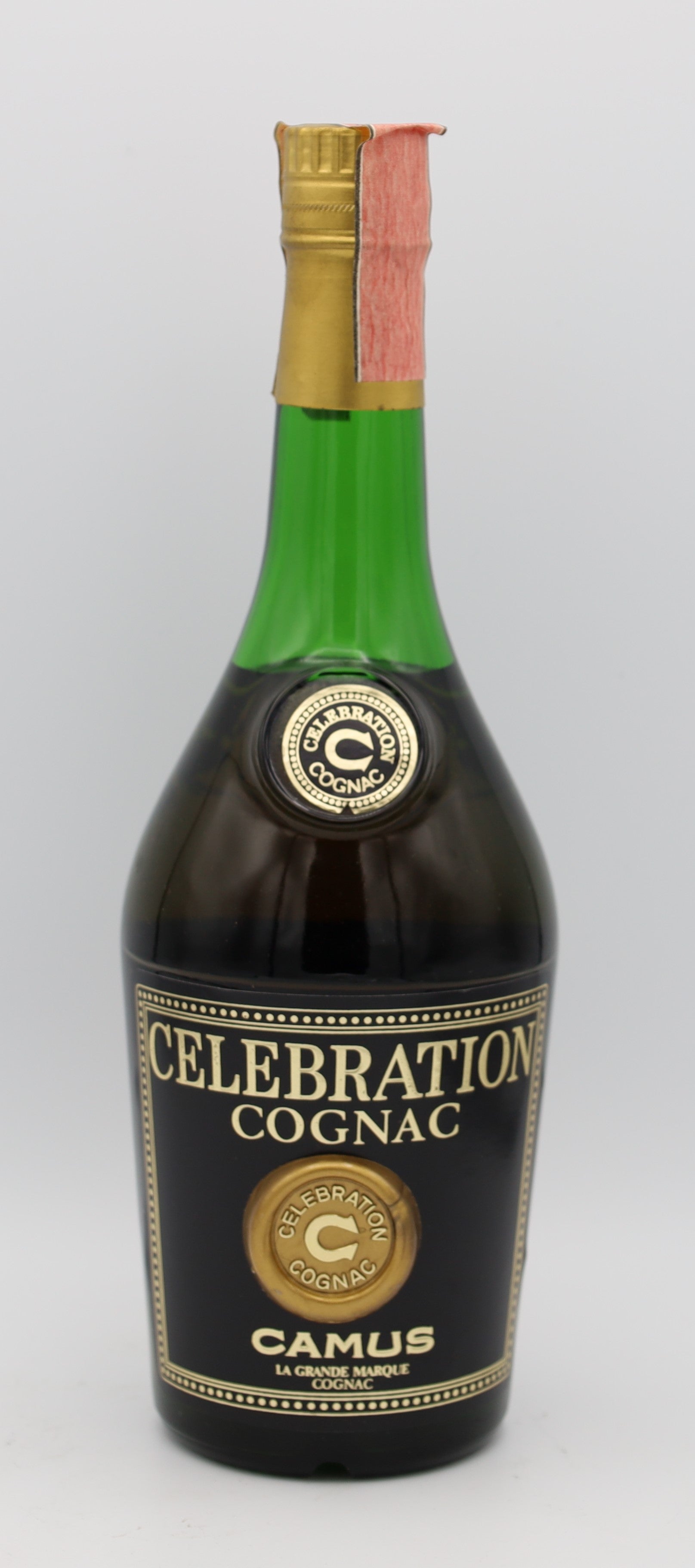 Camus Celebration La Grande Marque Cognac – premium French cognac with rich amber hue, complex aromas of vanilla, oak and dried fruit, crafted by Maison Camus.