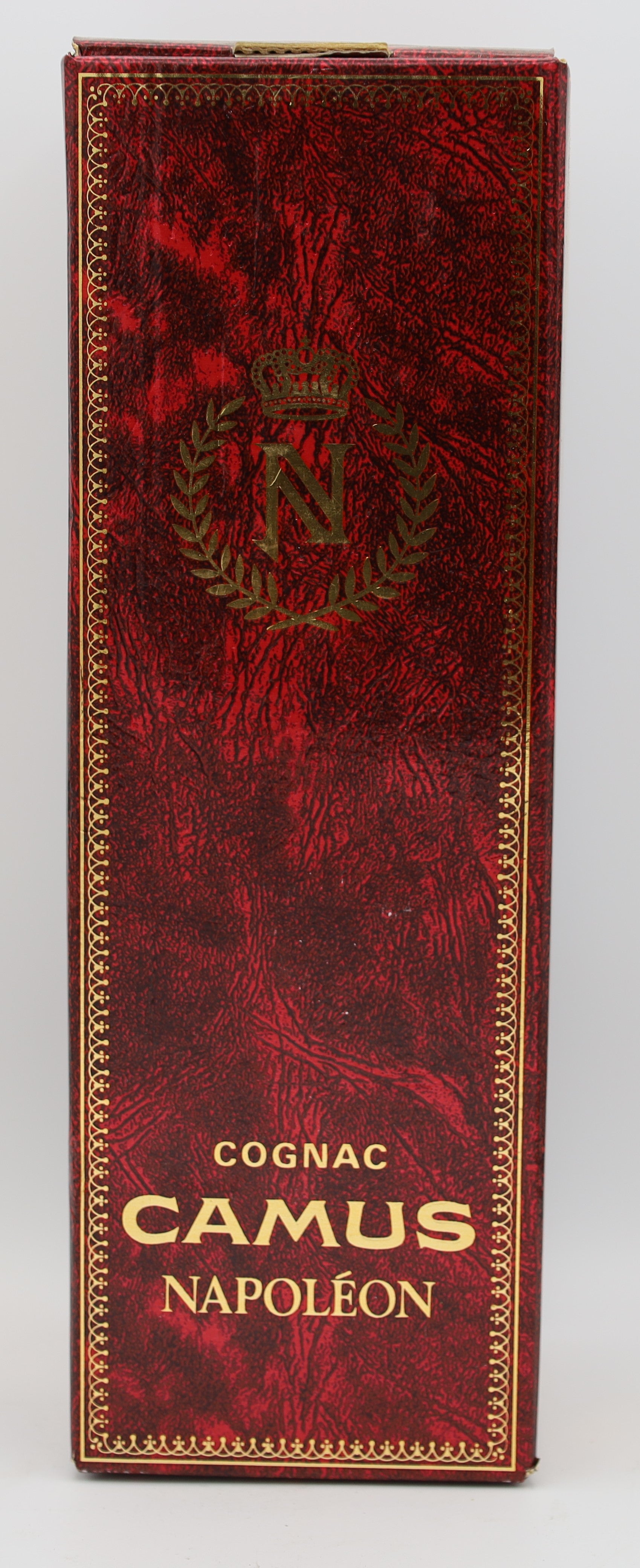 Camus Napoleon La Grande Marque Cognac – elegant French cognac with deep amber hue, complex aromas of oak and spice, offering a smooth, refined finish.