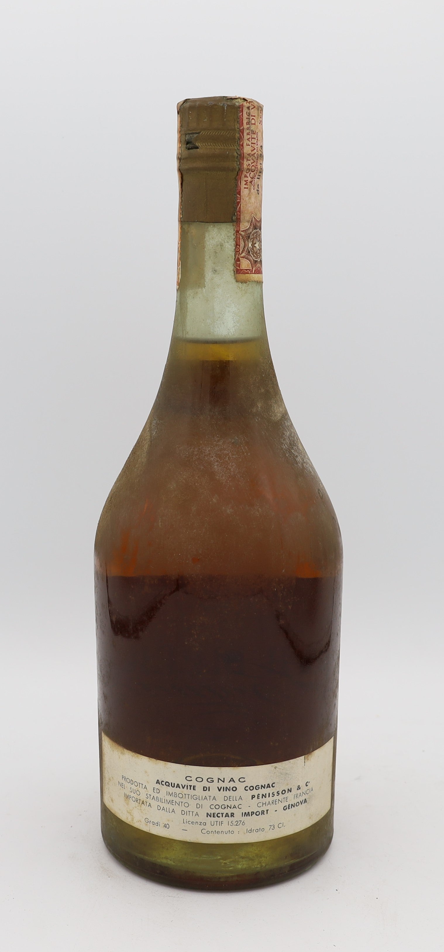 Cesar Imperator Fine Champagne Cognac in old bottle – premium French brandy crafted from Fine Champagne eaux-de-vie, showcasing rich amber color, smooth flavor, and classic vintage design.