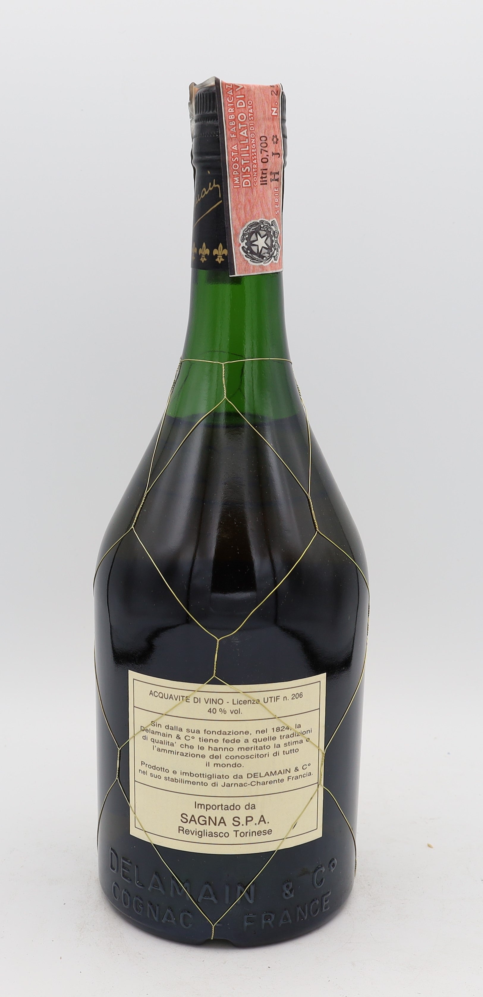 Delamain Très Belle Grande Champagne Cognac – premium French brandy from the Grande Champagne region, featuring rich, elegant flavors, ideal for collectors and connoisseurs.