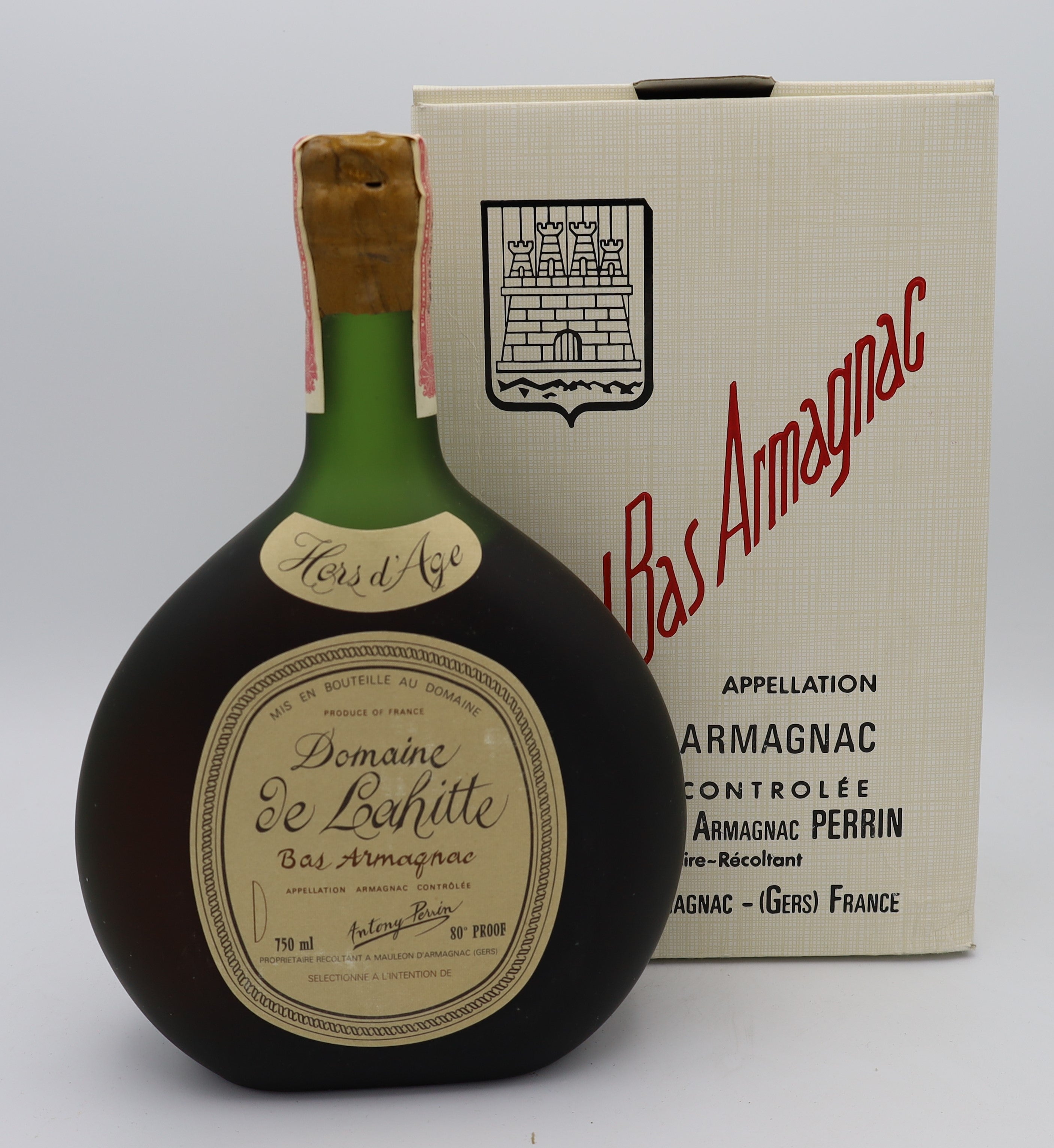 Domaine de Lahitte Hors d’Âge Bas Armagnac with neck label – premium aged brandy with rich, smooth flavors, ideal for collectors and connoisseurs.