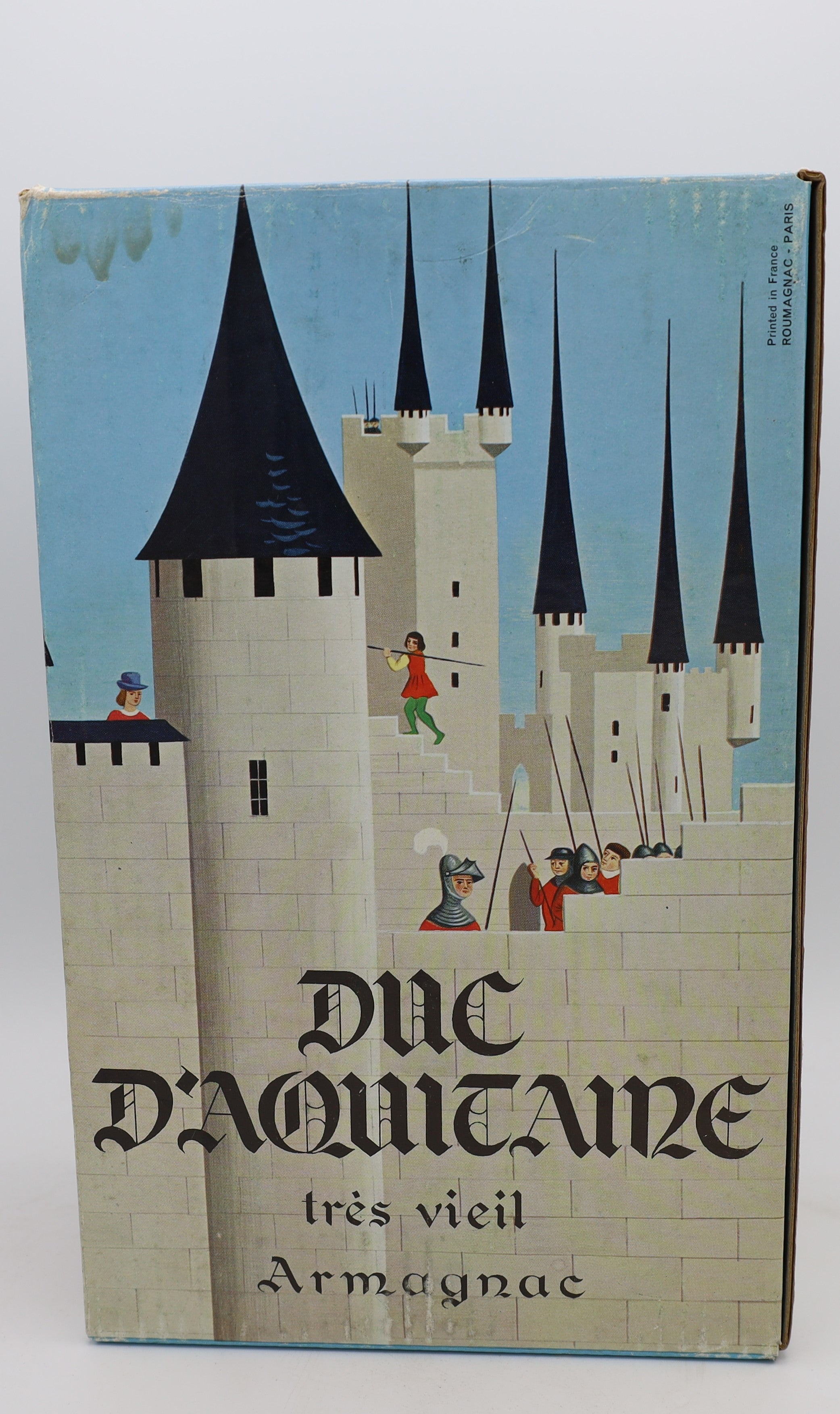 Duc d’Aquitaine Armagnac Hors d’Âge, Reserved Treasures Club edition – premium aged brandy with rich, complex flavors, perfect for collectors.