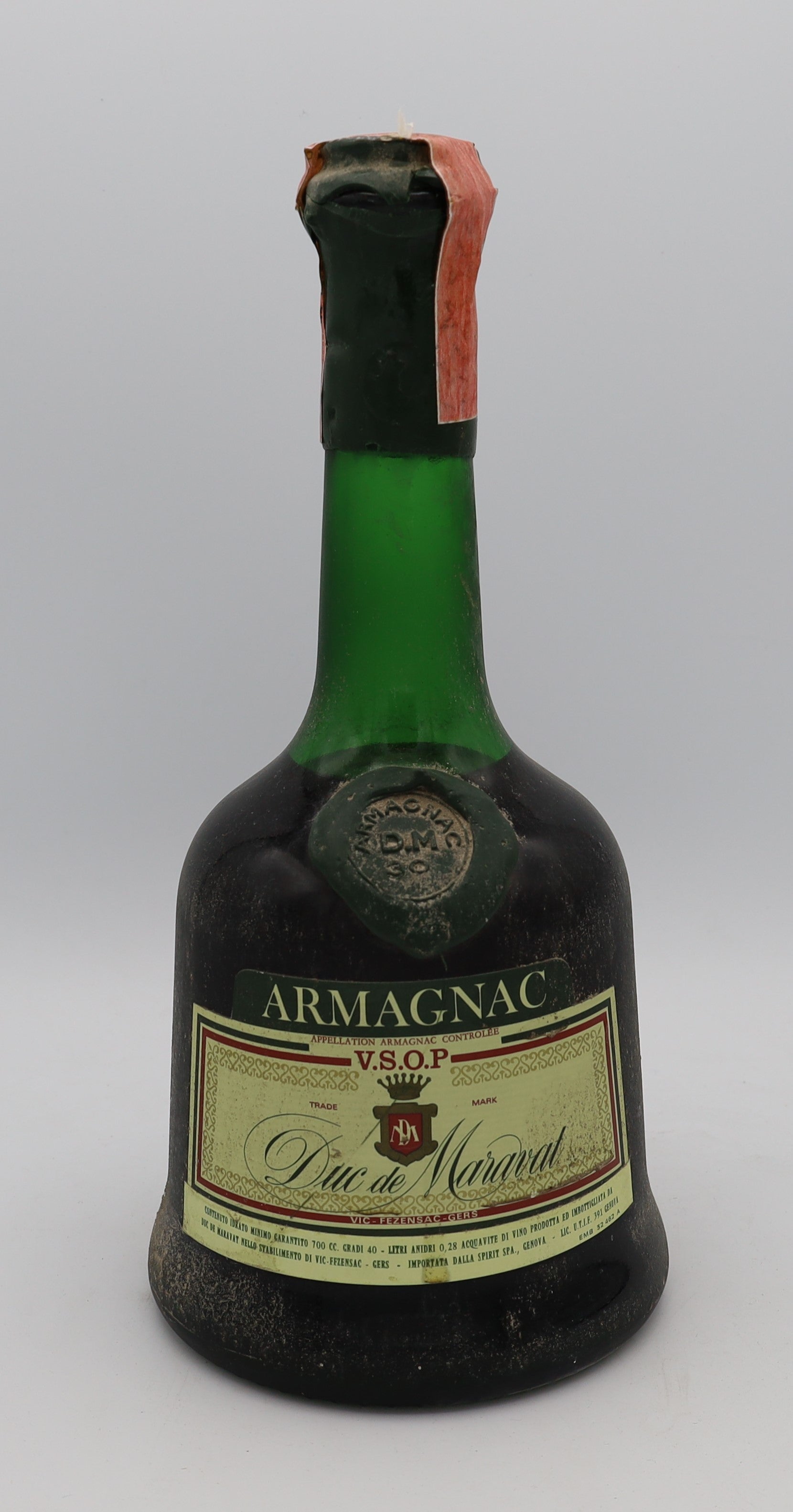 Duc de Maravat VSOP Vieil Armagnac with green wax – premium aged brandy with rich, smooth flavors, ideal for collectors and connoisseurs.
