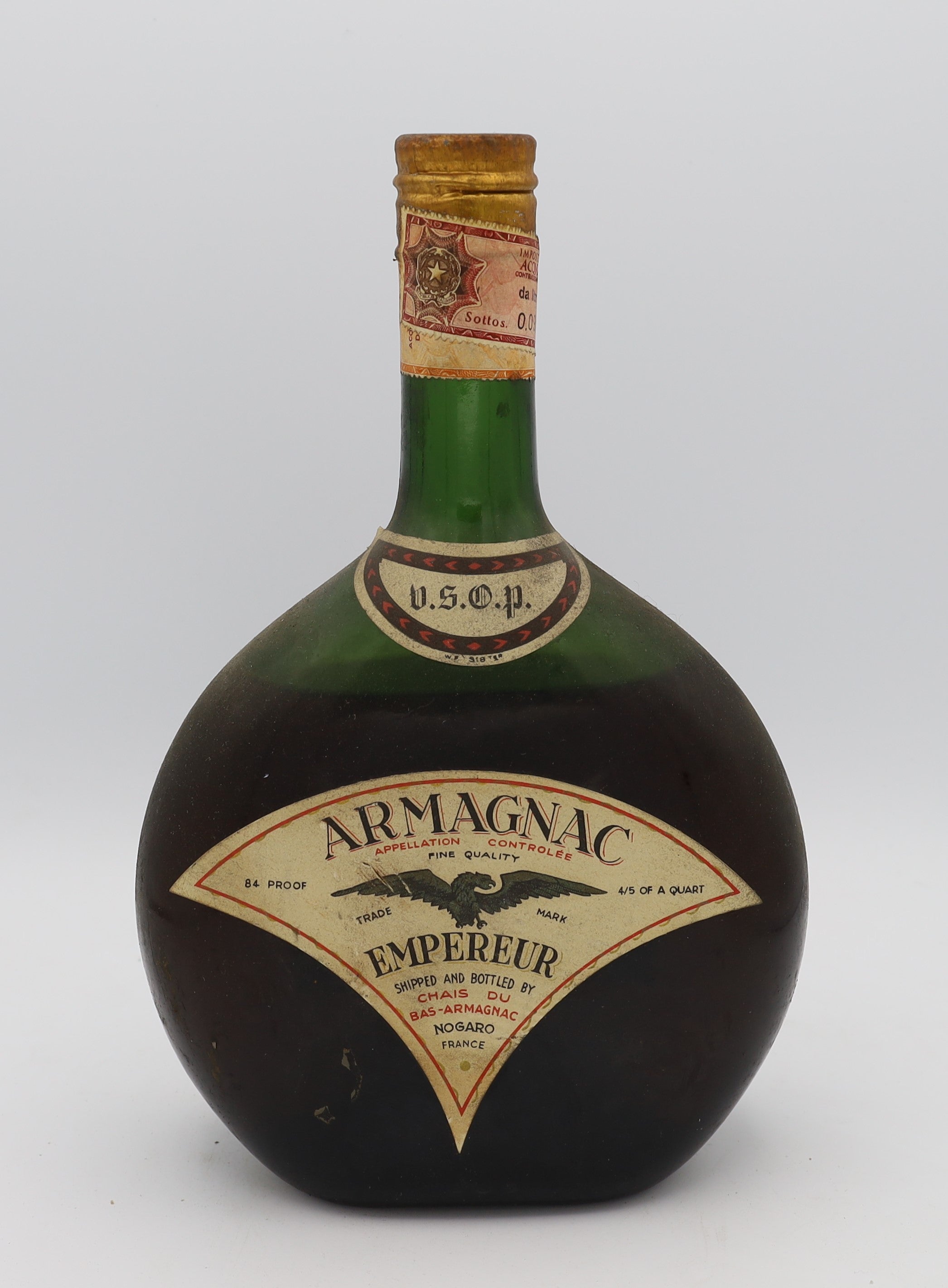 Empereur VSOP Armagnac in green bottle with gold cap – premium aged brandy with rich, smooth flavors, ideal for collectors and connoisseurs.