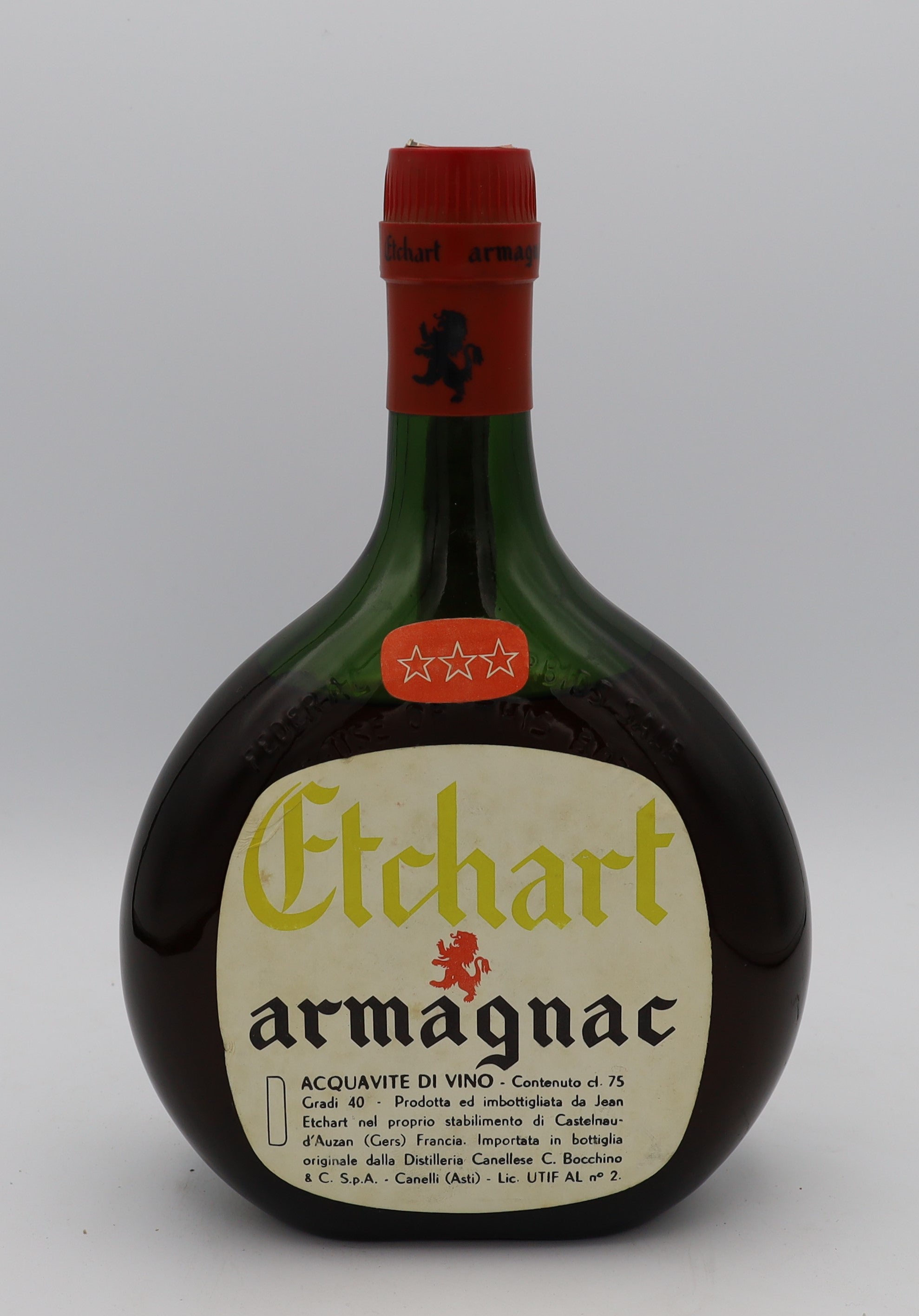 Etchart 3 Star Armagnac with creme label – premium aged brandy with rich, smooth flavors, ideal for collectors and connoisseurs.