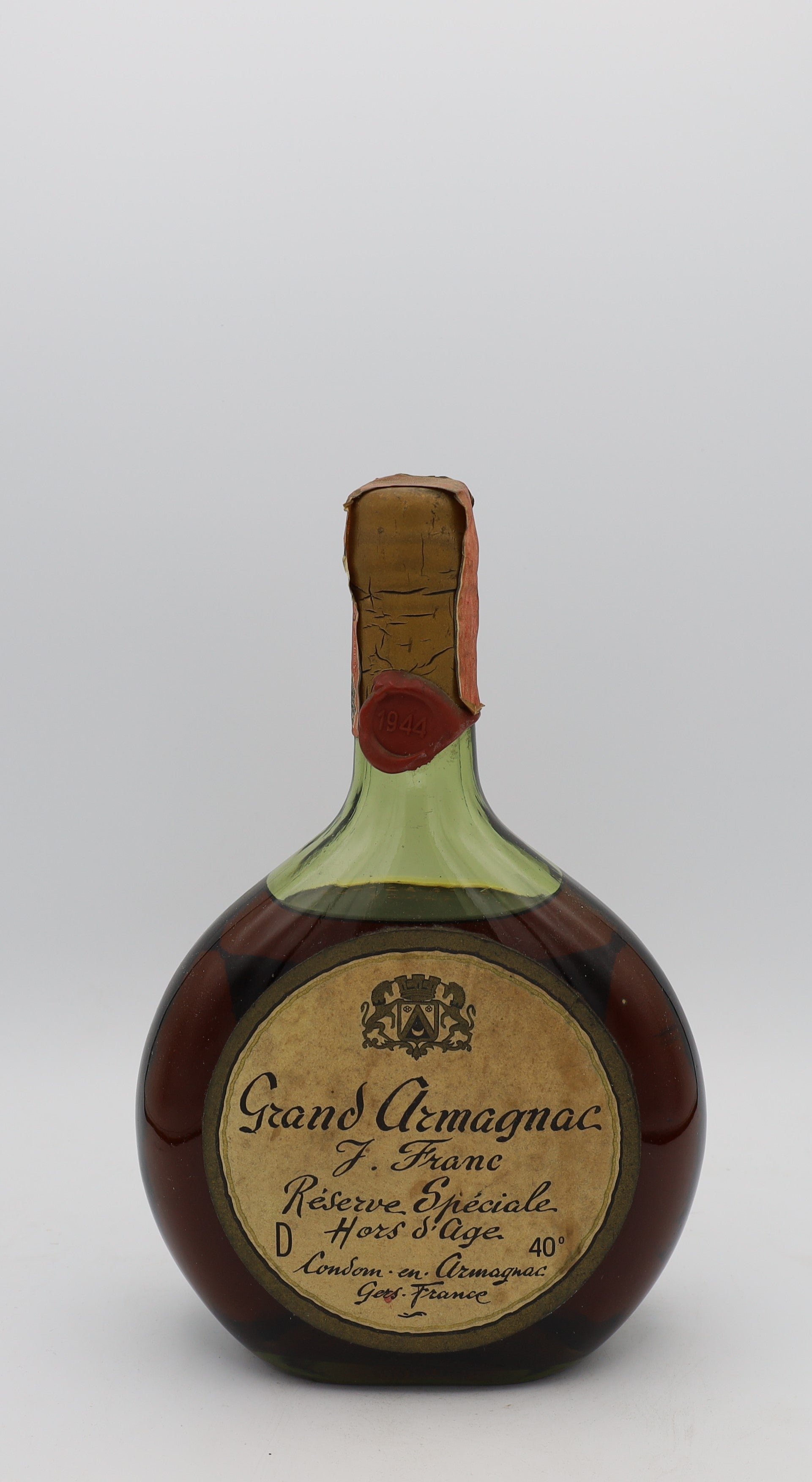 F. Franc Armagnac Hors d’Âge Vintage 1944, Reserved Treasures Club edition – exceptionally rare aged brandy with rich, complex flavors, perfect for collectors.
