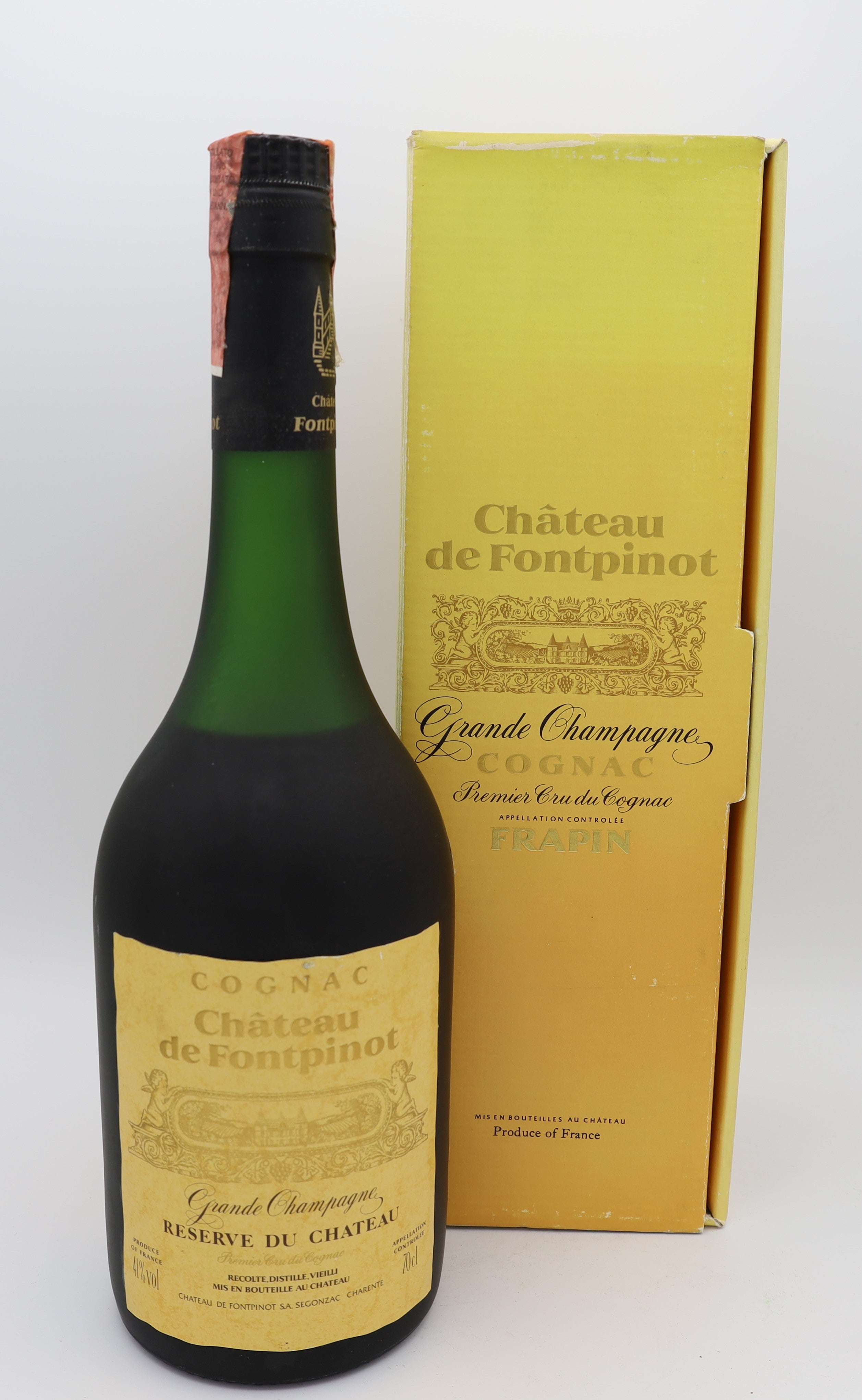 Frapin Château de Fontpinot Réserve du Château – premium French cognac with rich amber color, smooth and refined flavors, presented in elegant packaging, ideal for collectors and connoisseurs.