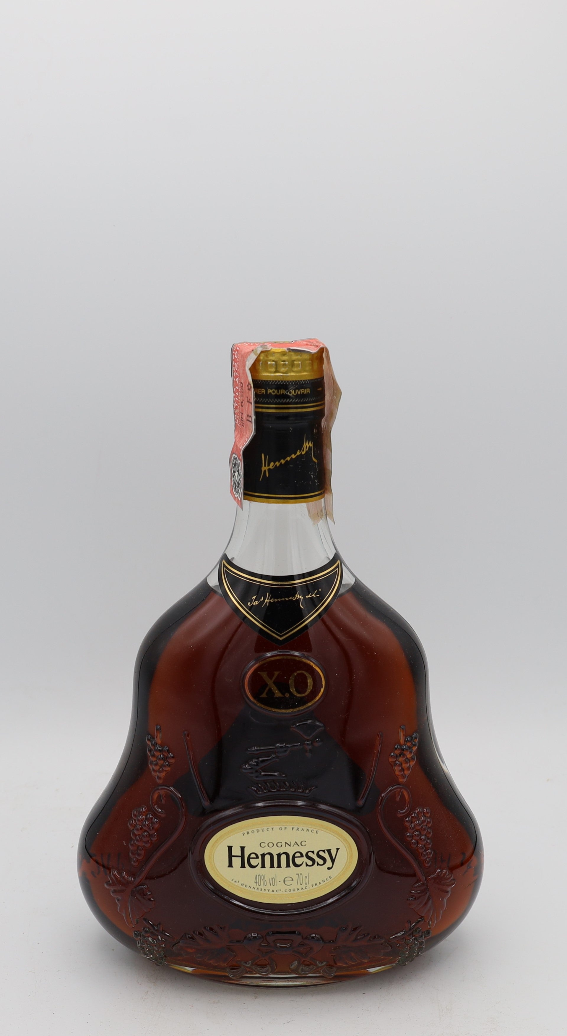 Hennessy XO Cognac 1980s – rare vintage French cognac, premium collectible bottle for connoisseurs and gifting