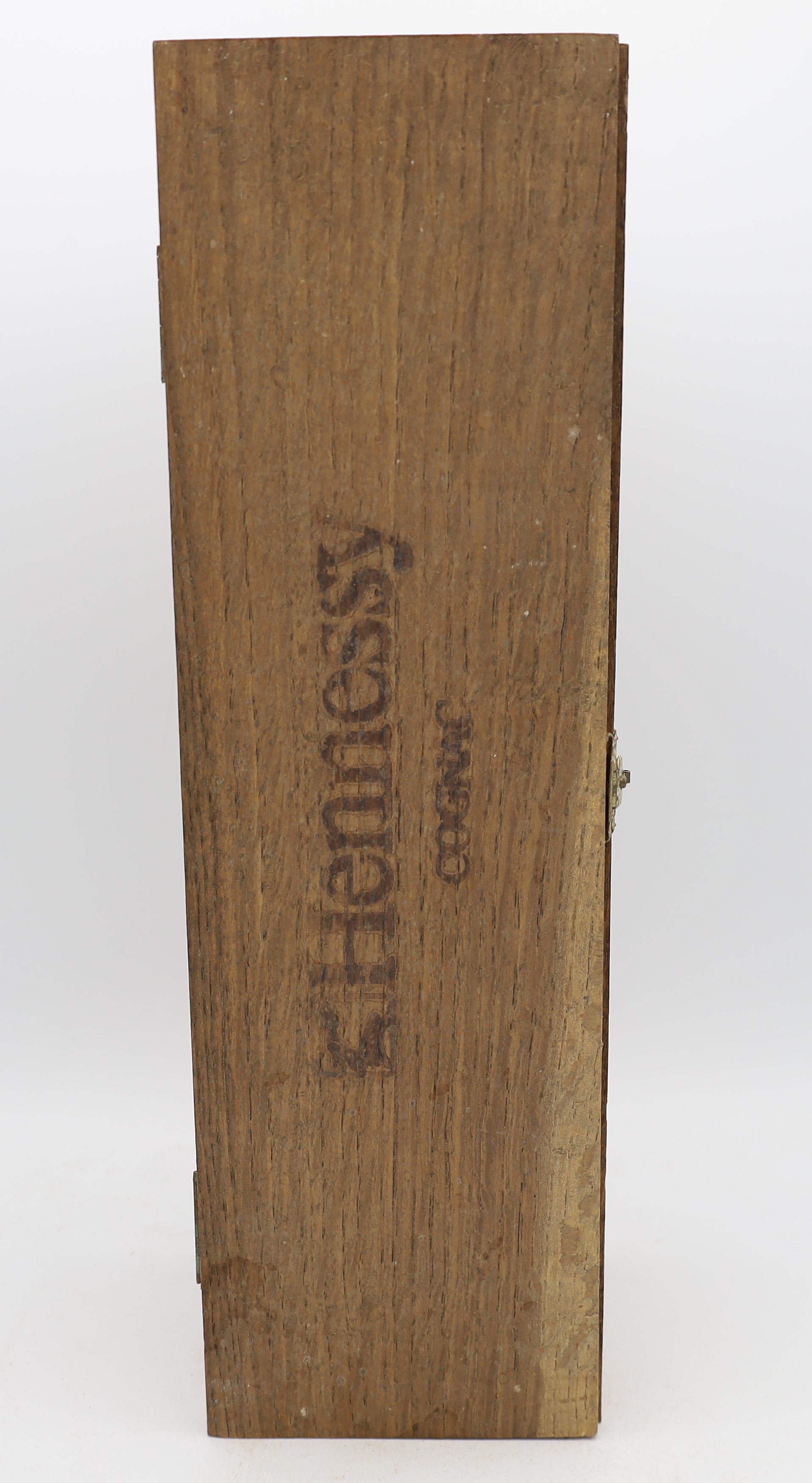 Hennessy No.1 Très Vieux Cognac – very rare premium French cognac in exclusive luxury gift box