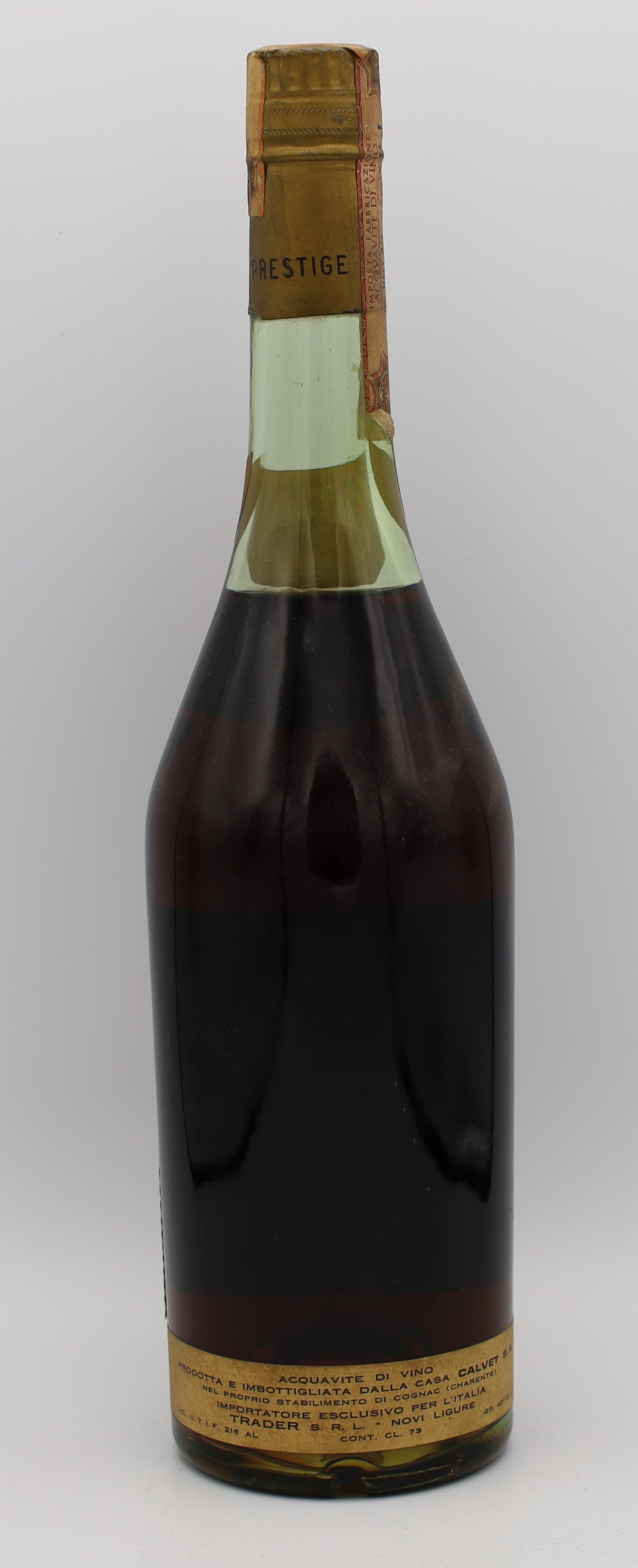 J. Calvet & Cie Très Vieille Réserve Cognac Empire – exceptional aged French cognac with deep amber hue, complex aroma and refined smooth taste for collectors.