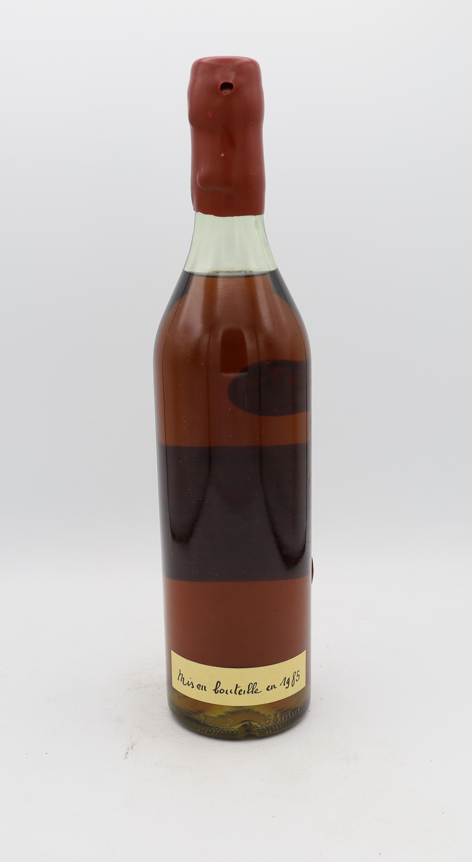 J. de Malliac Armagnac Vintage 1944, Reserved Treasures Club edition – exceptionally rare vintage brandy with rich, complex flavors, perfect for collectors.