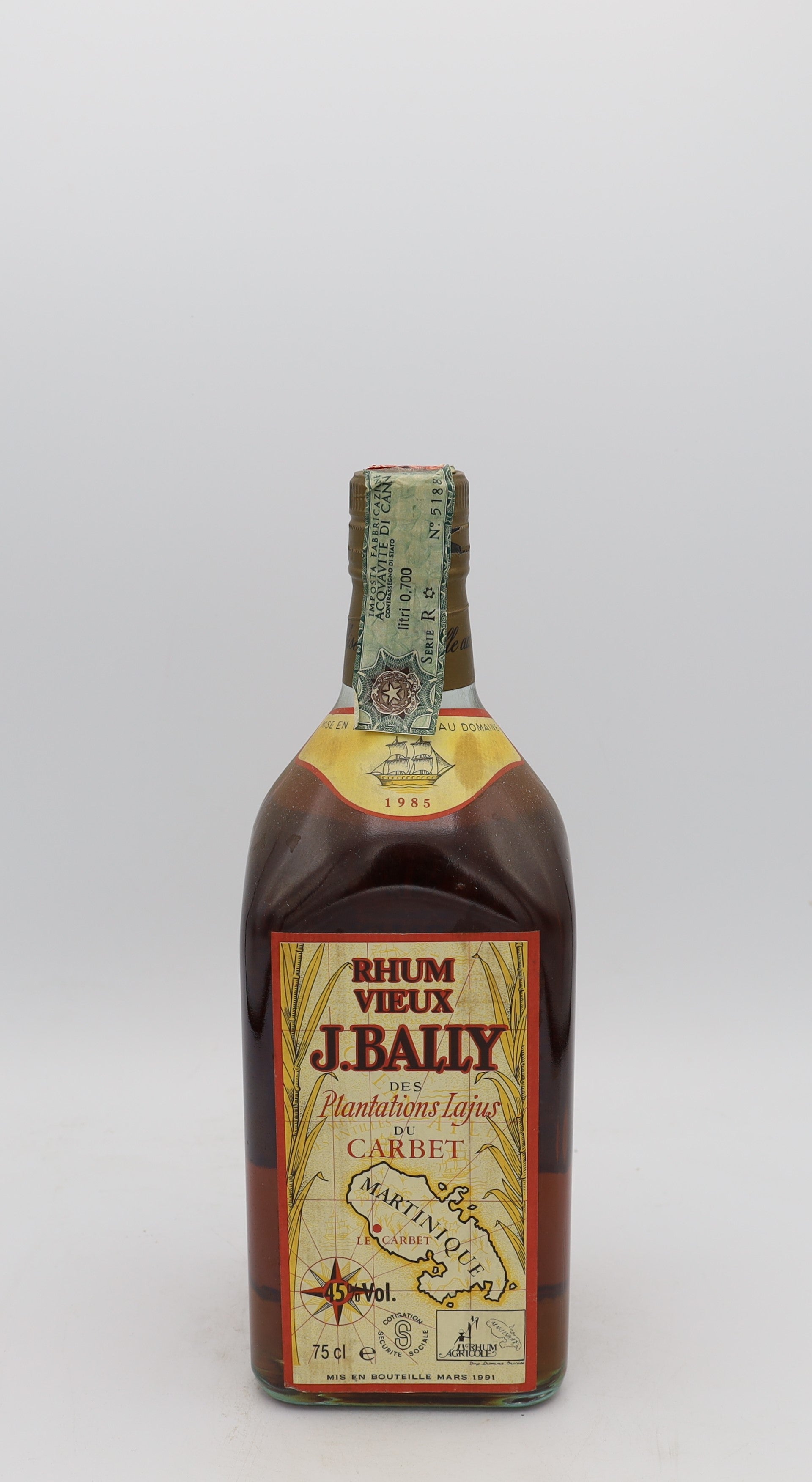 J. Bally 1985 Millésime Vieux Rhum Agricole, Reserved Treasures Club edition, presented in a collector’s box – rare aged Martinique rum with rich, complex flavors.