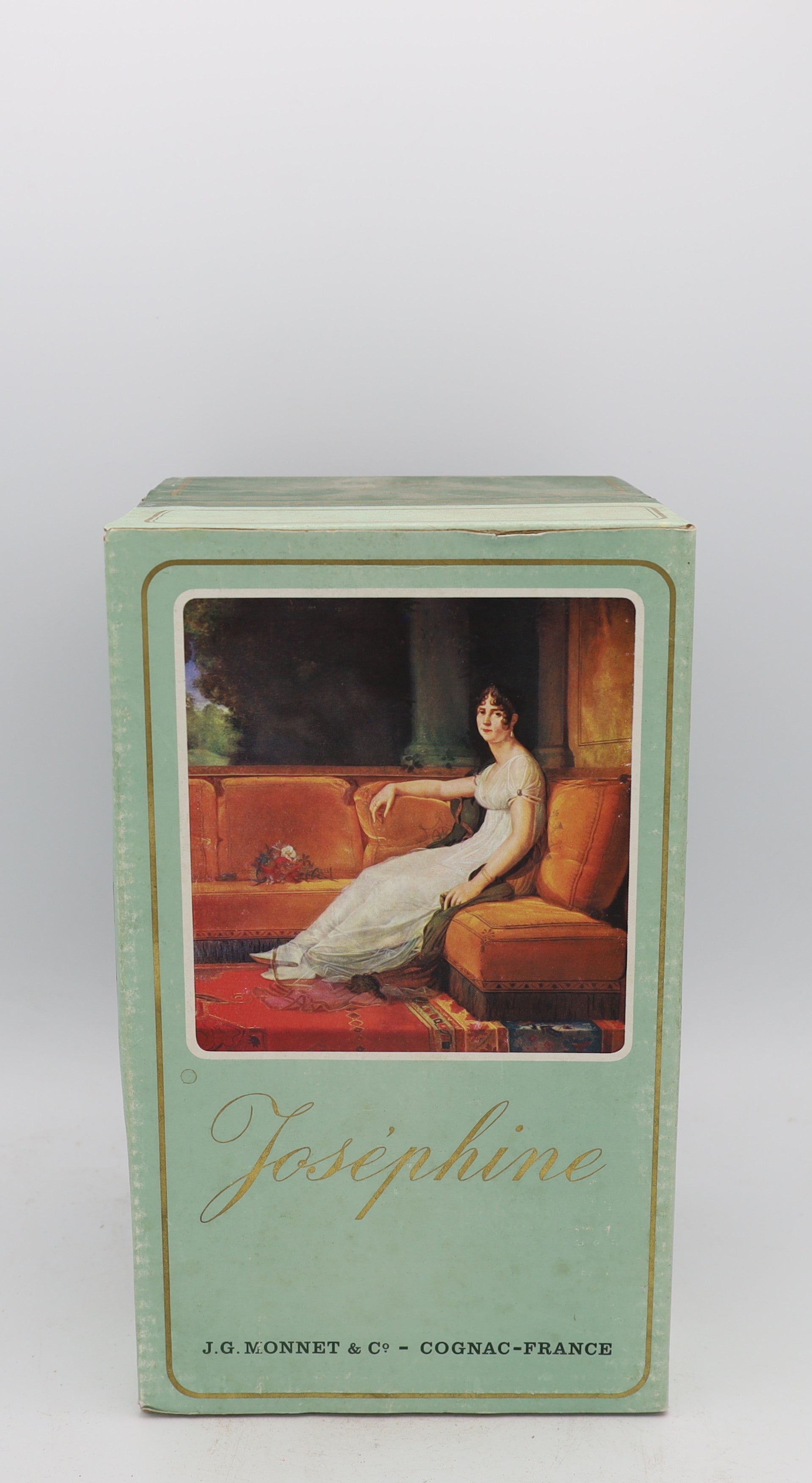 J.G. Monnet Fine Champagne Très Vieille Cognac Joséphine 1960s – rare vintage French cognac in luxury gift box, ideal for collectors and gifting