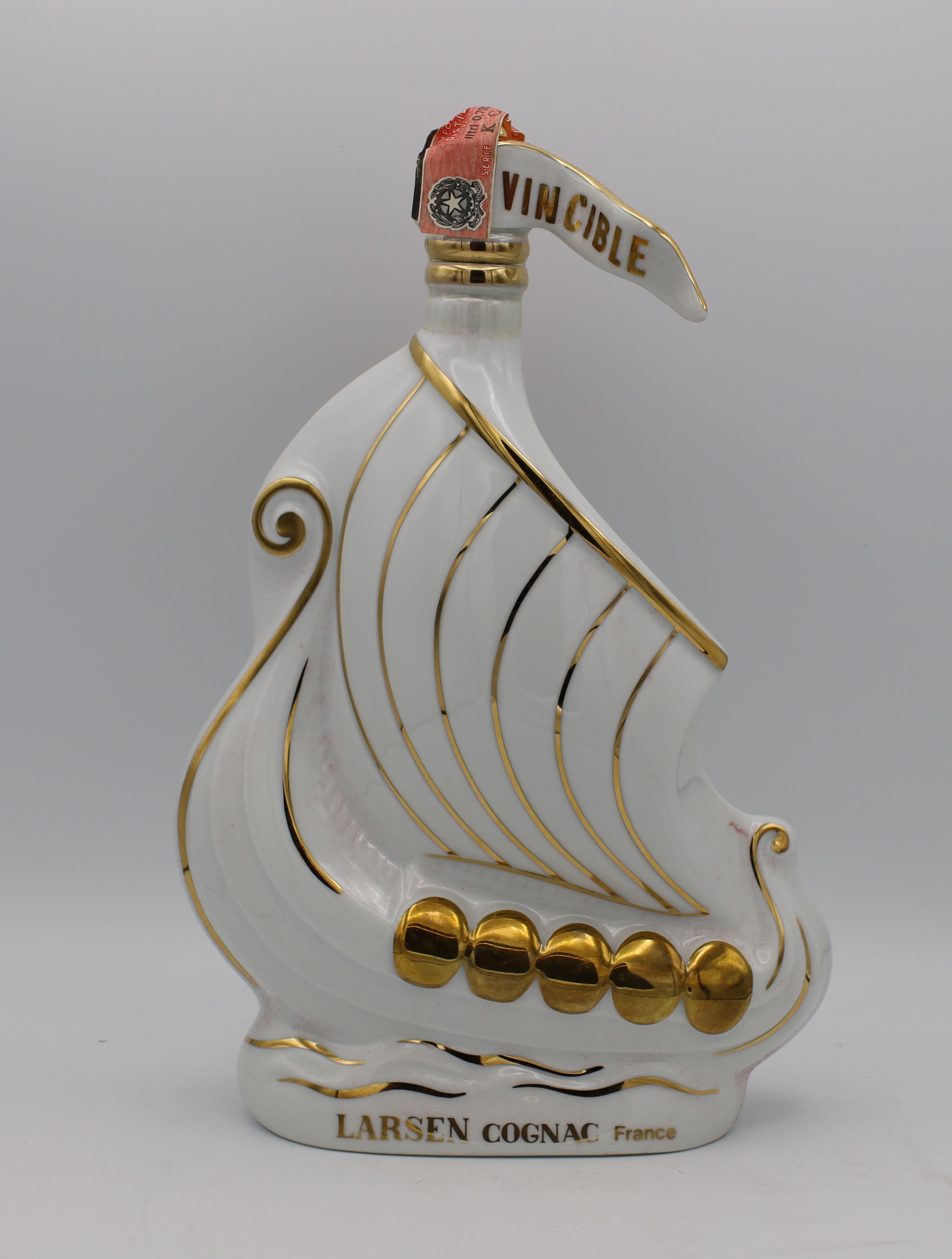 Larsen Fine Cognac White Invicible Viking Ship