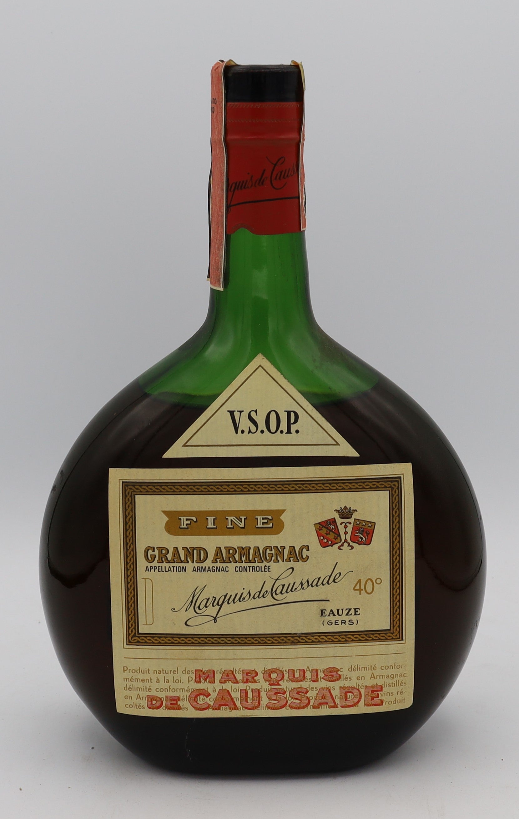 Marquis de Caussade Fine Grand Armagnac VSOP in green bottle – premium aged brandy with rich, smooth flavors, ideal for collectors and connoisseurs.
