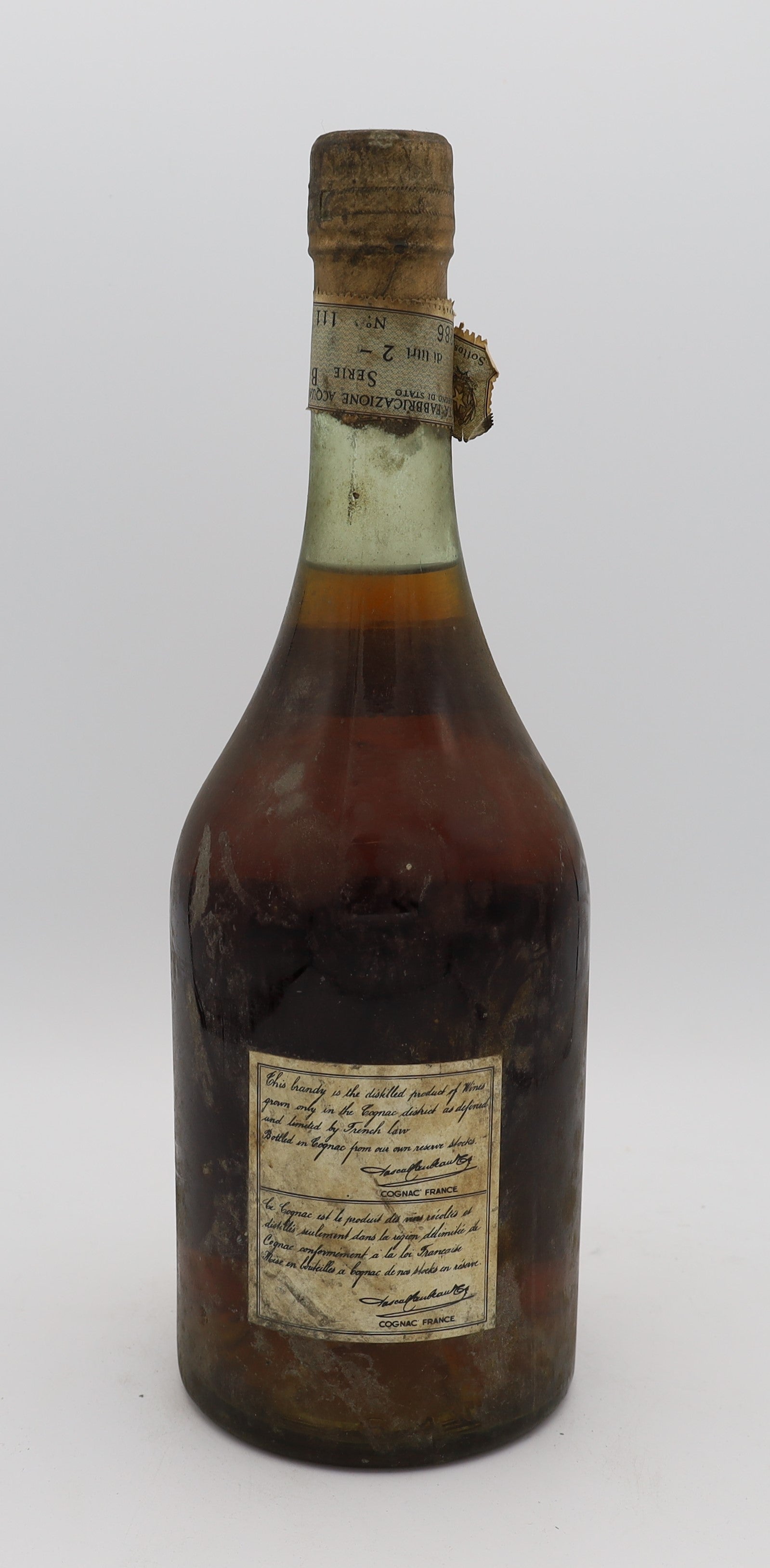 Pascal Combeau XO Cognac – extra old French cognac aged for many years, showcasing deep amber color, complex notes of dried fruit, oak, and spice with a smooth, luxurious finish.