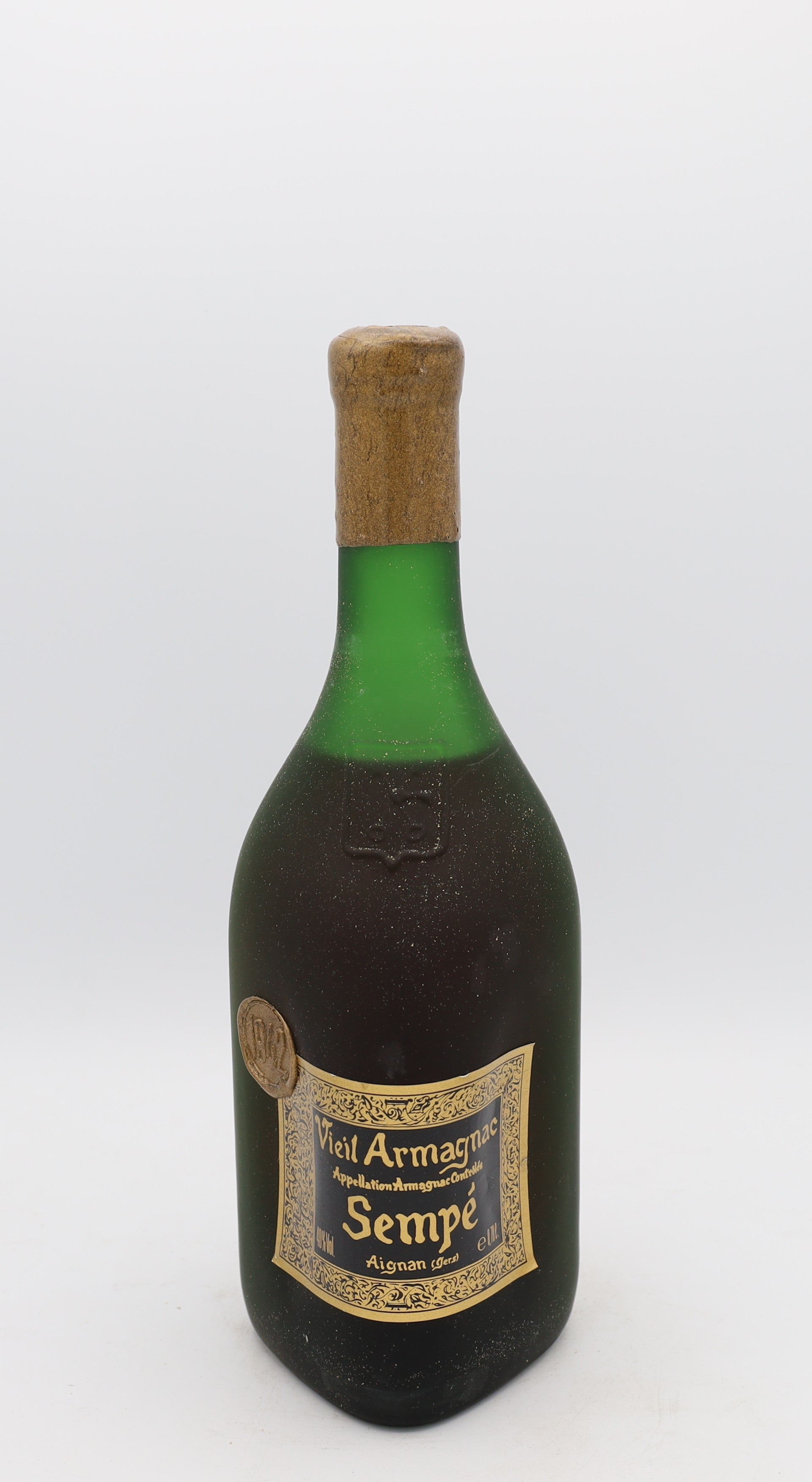 Sempé Armagnac Aignan Vintage 1942, Reserved Treasures Club edition – remarkably rare aged Armagnac with elegant, complex notes and exceptional depth.