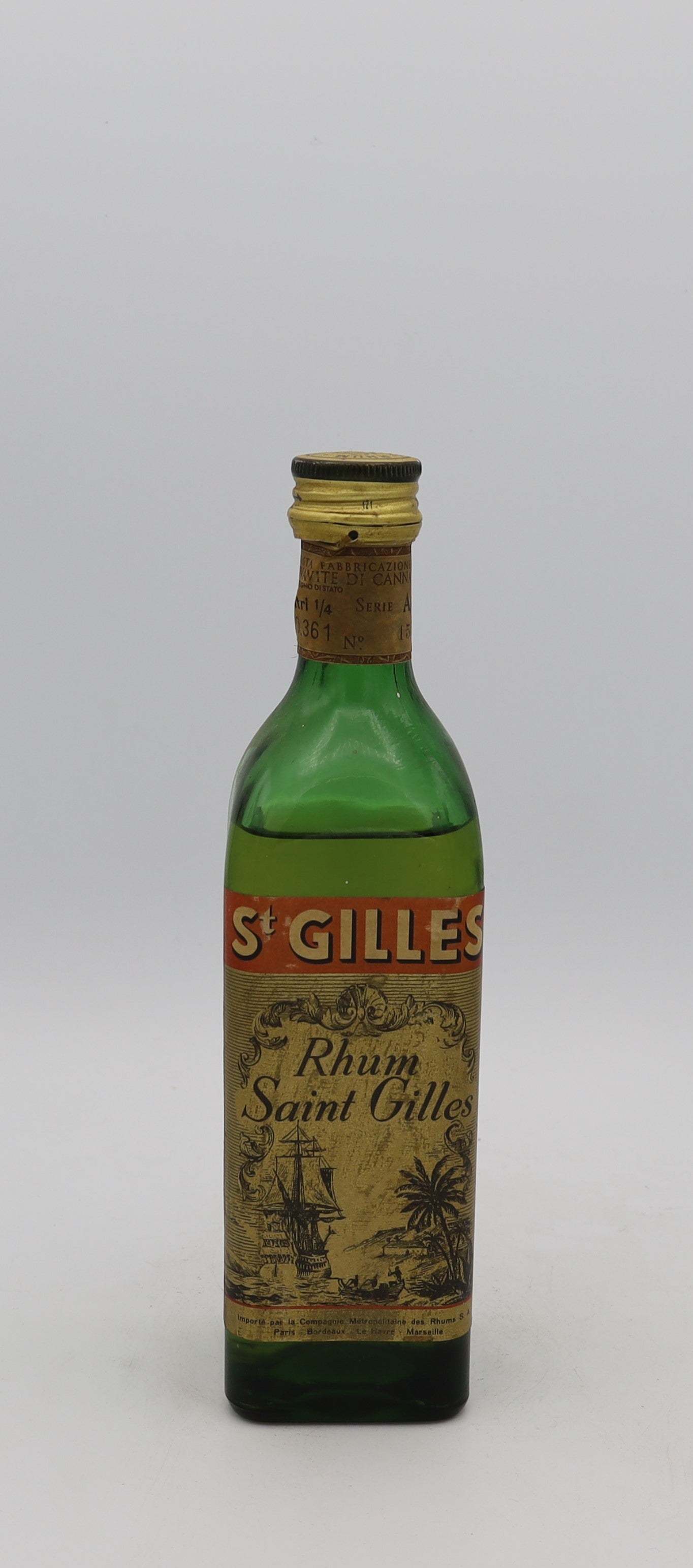 St Gilles Rhum Mini Cognac Vintage 1960 – rare aged spirit with rich, complex flavors, perfect for collectors and connoisseurs.