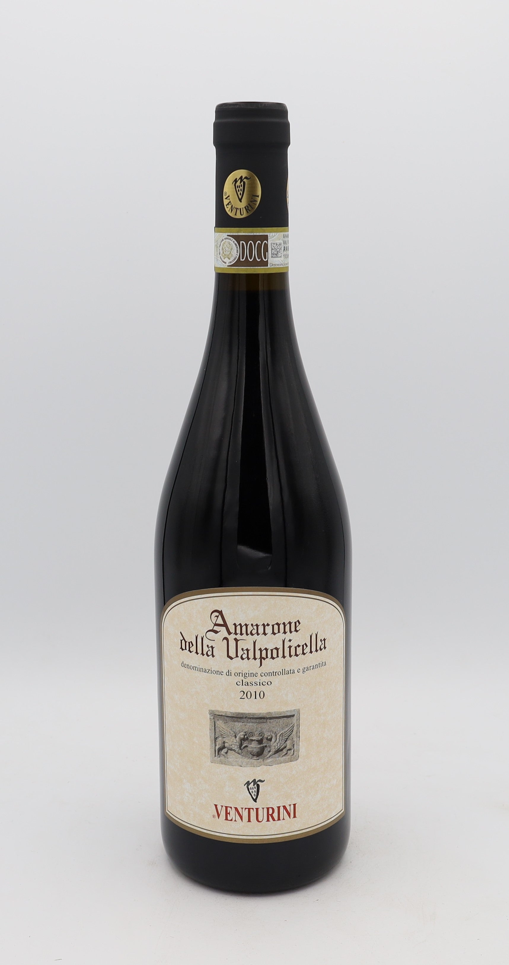Venturini Classico 2010 Amarone della Valpolicella DOCG – premium Italian red wine with rich, complex flavors and elegant structure.