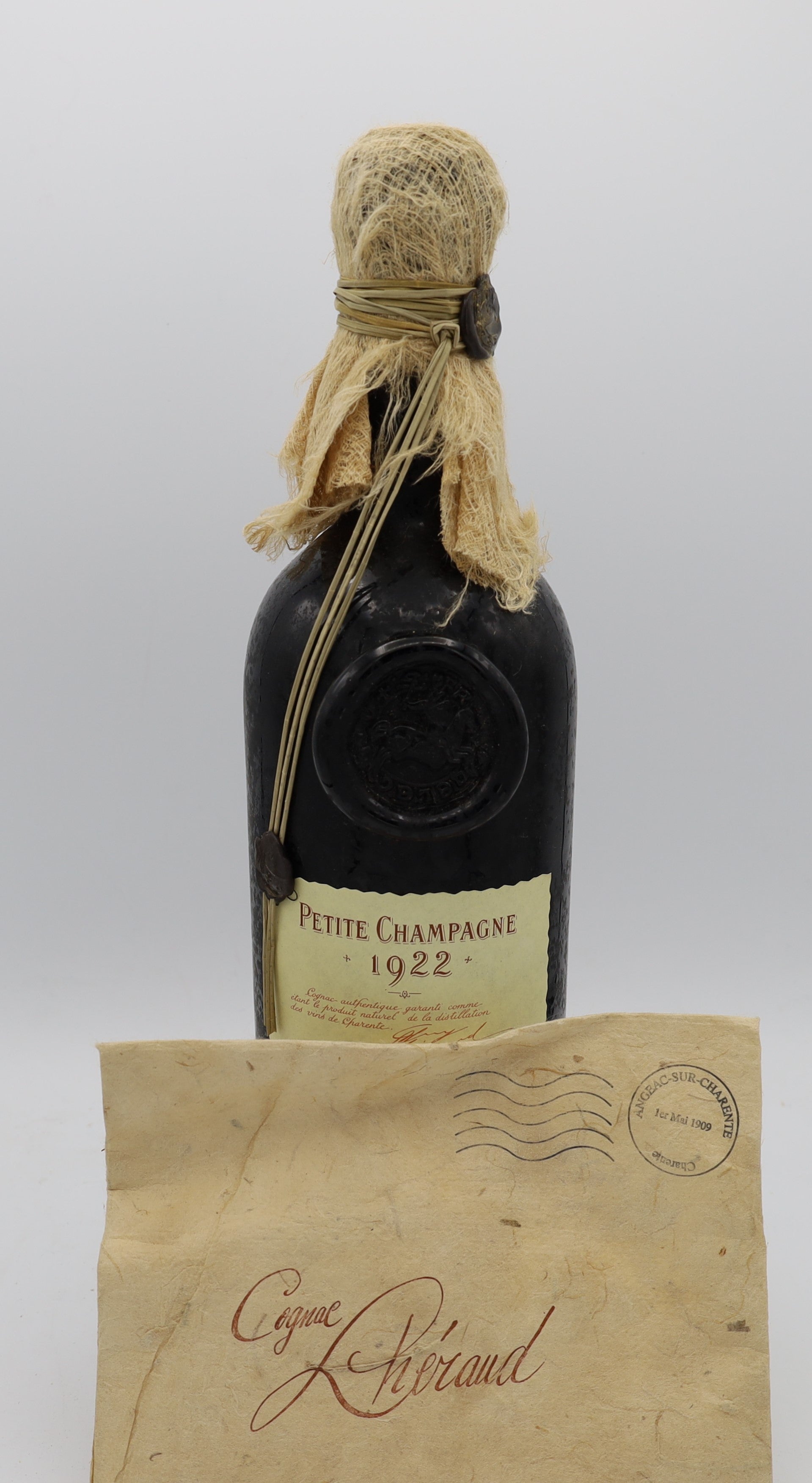 L’Héraud Petite Champagne Cognac Vintage 1922 – rare French cognac with certificate, Reserved Treasures Club collectible edition for connoisseurs