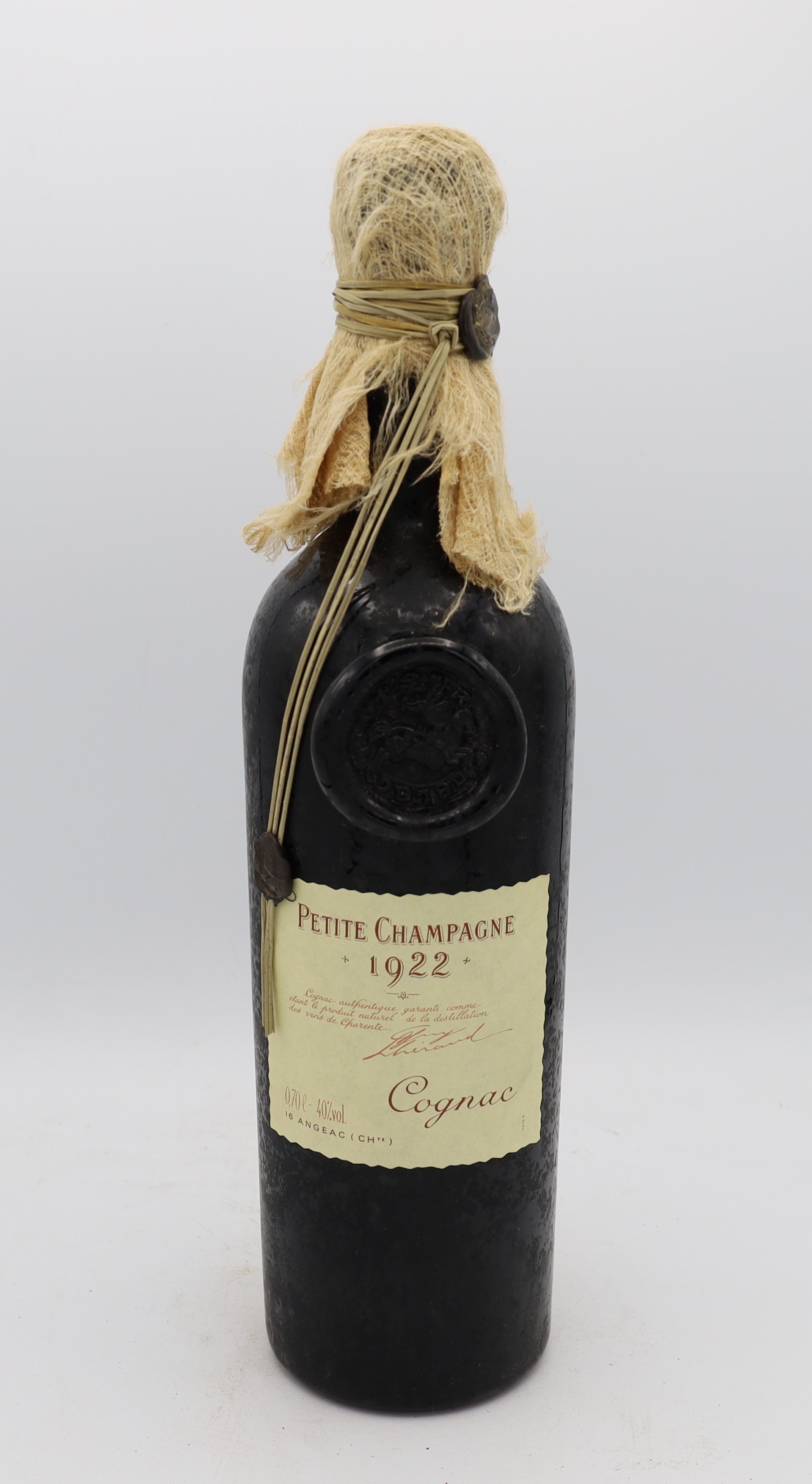 L’Héraud Petite Champagne Cognac Vintage 1922 – rare French cognac with certificate, Reserved Treasures Club collectible edition for connoisseurs