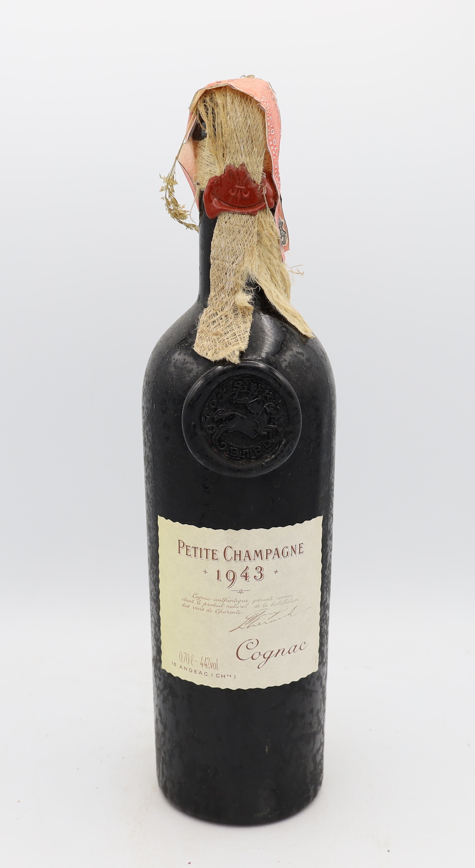 L’Héraud Petite Champagne Cognac Vintage 1943 – rare French cognac, Reserved Treasures Club collectible bottle for connoisseurs