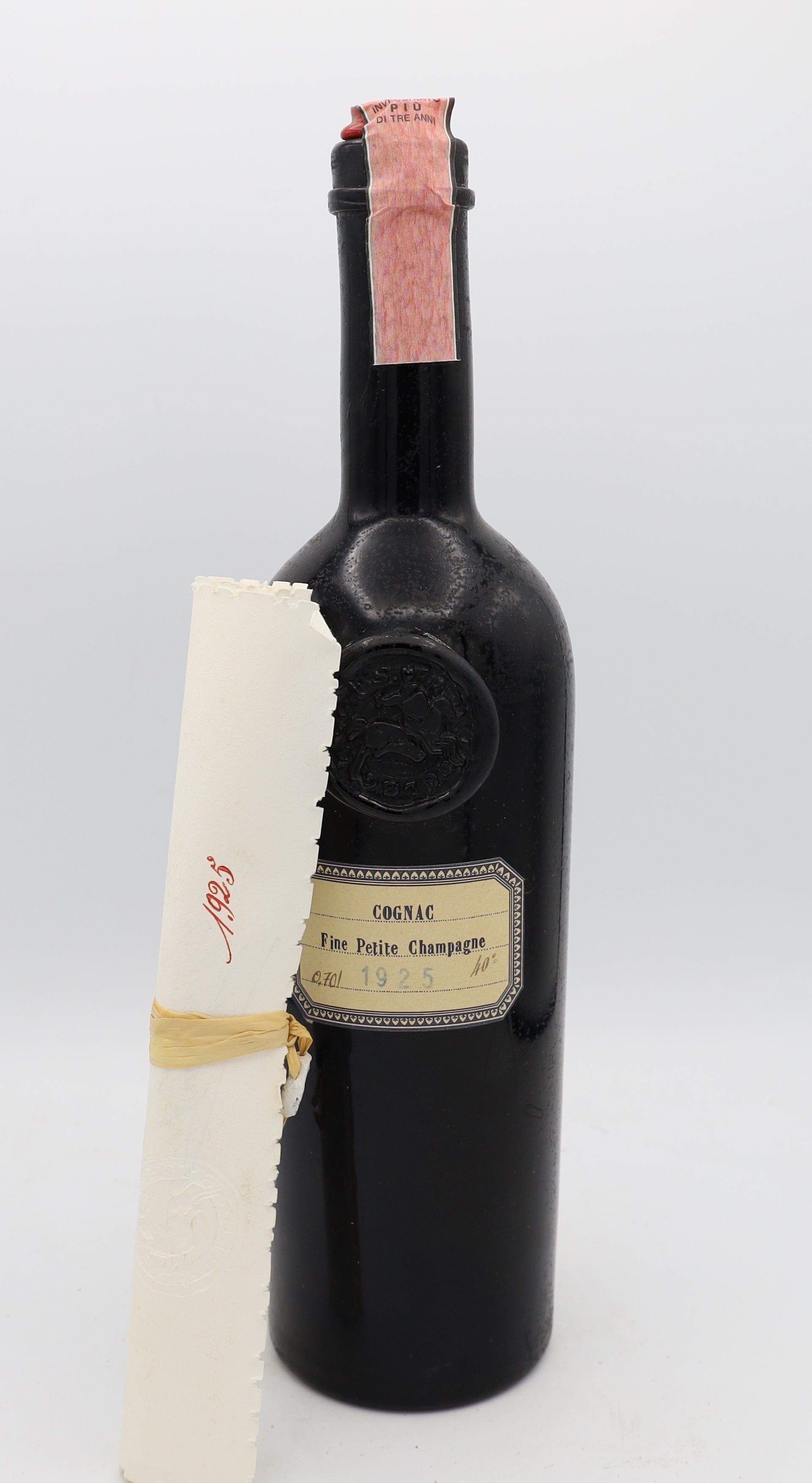 L’Héraud Fine Petite Champagne Cognac Vintage 1925 – rare French cognac with certificate, collectible bottle for connoisseurs