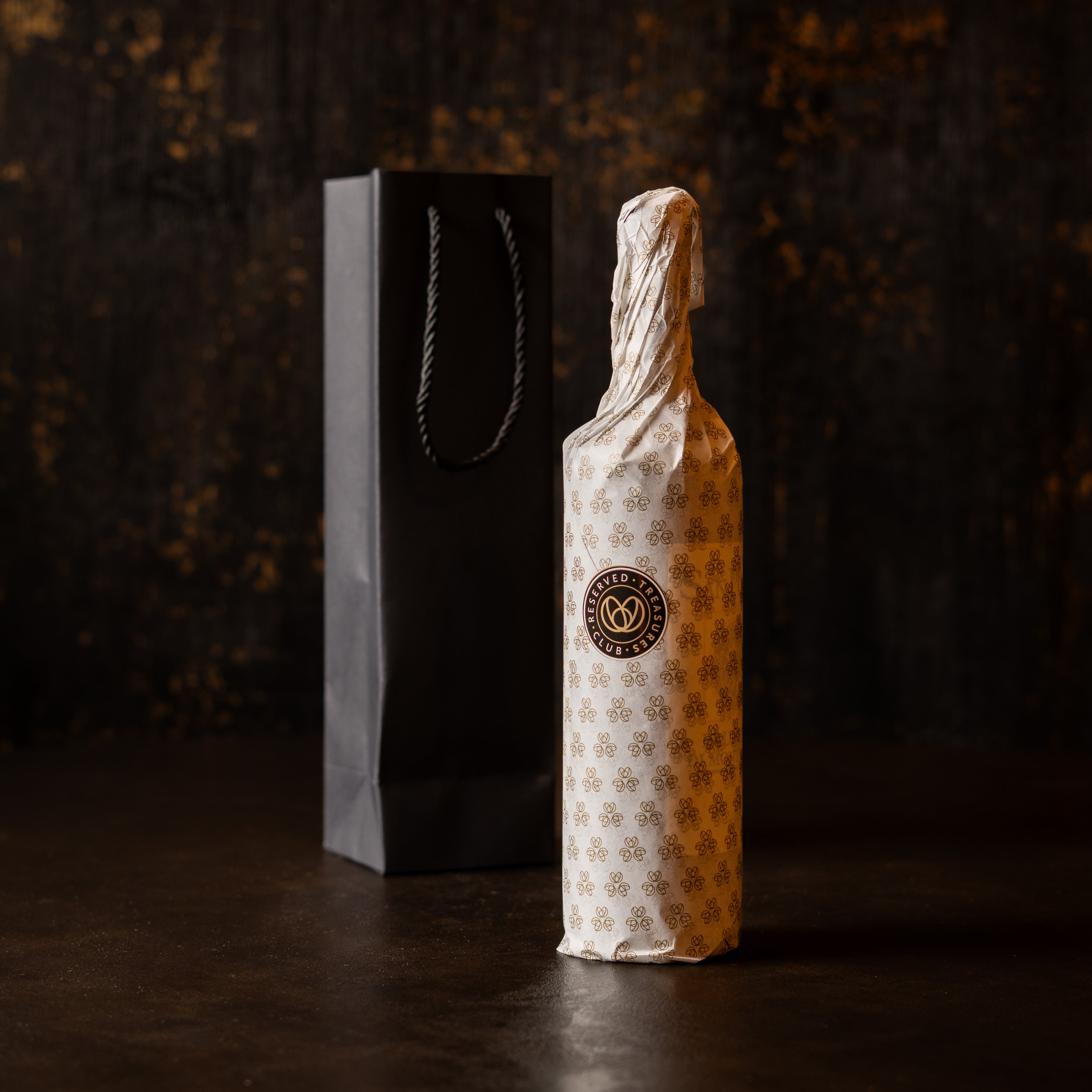 Luxury wine bag packaging – elegant gift bag for premium wines, perfect for gifting and special occasions