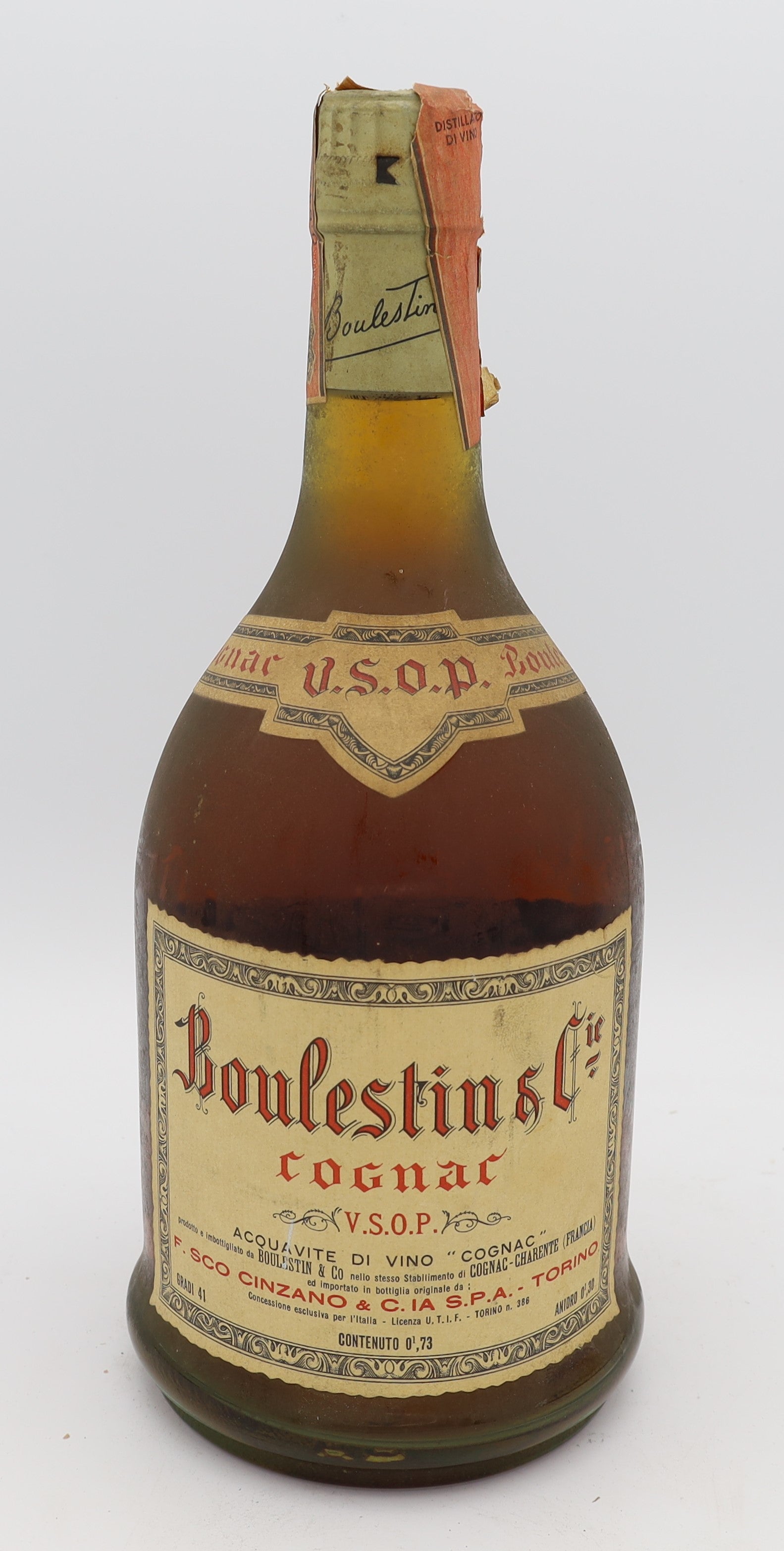 Boulestin VSOP Cognac – elegant French cognac with a golden label and amber color, aged for superior smoothness and balance, presented in a traditional bottle.