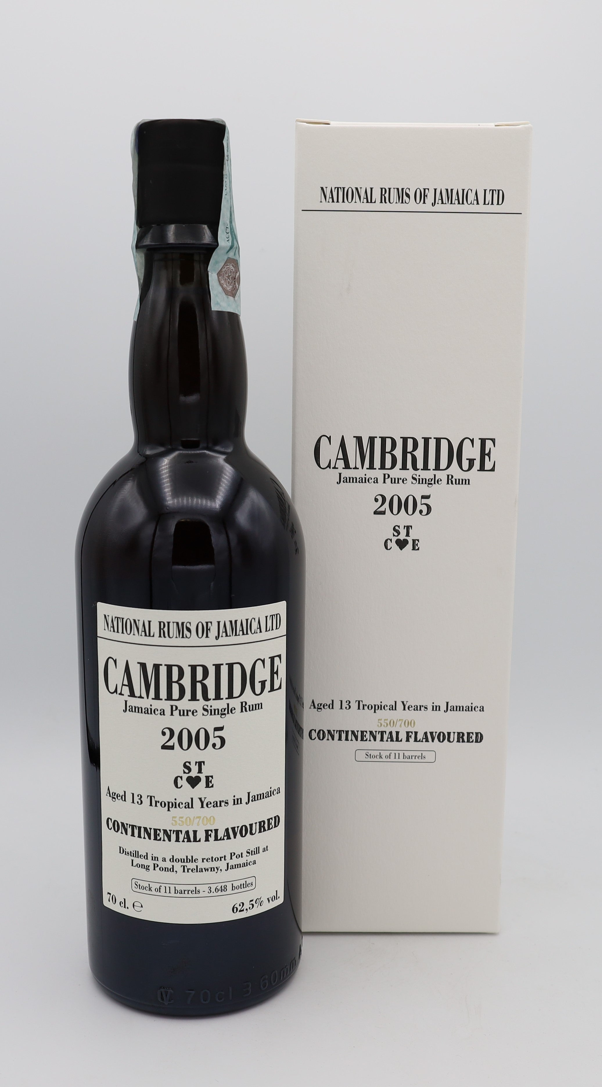 Cambridge Jamaican Rum Long Pond Distillery 13YO – premium aged Jamaican rum presented in a collector’s box, with rich, complex flavors and smooth finish.