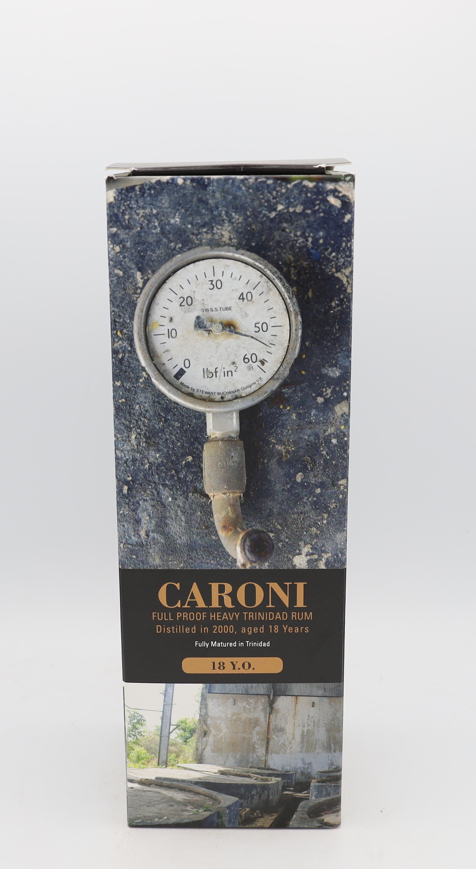 Caroni Rum Single Cask R4004 – 18-year-old vintage 2000, Massimo Righi & Diego Sandrin, premium Old Whisky presentation box, Reserved Treasures Club collectible