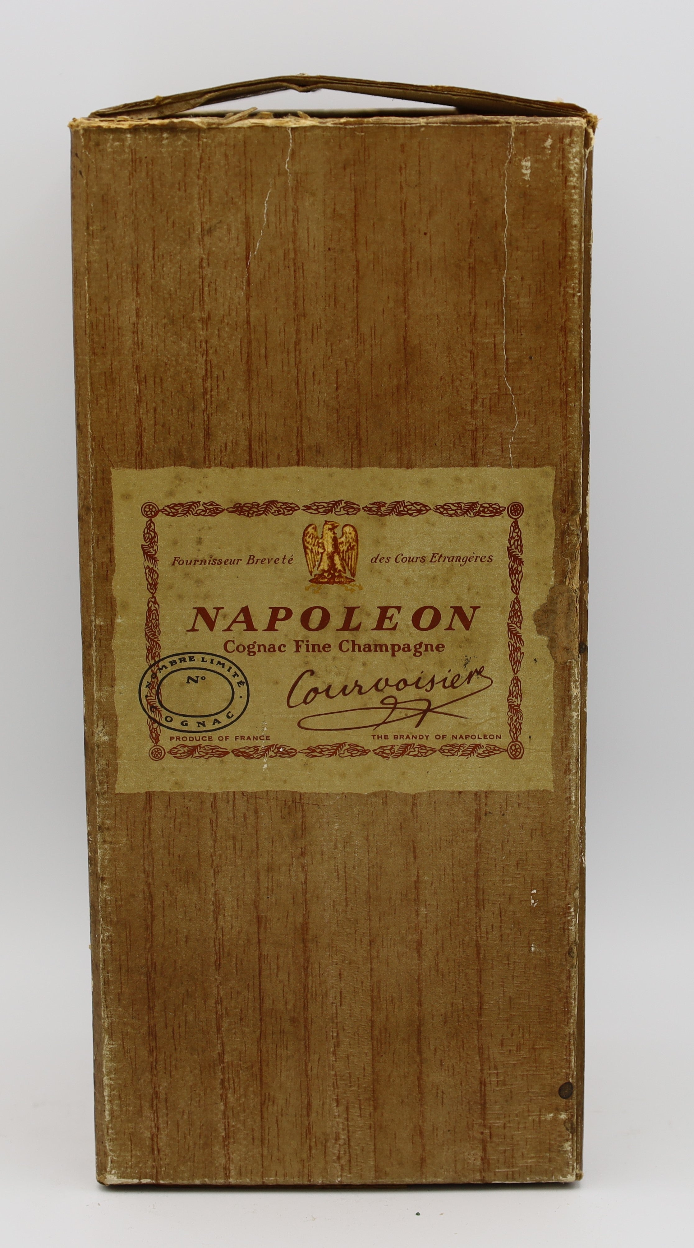 Courvoisier Napoleon Cognac – vintage 1970s, fine French brandy with rich amber color, smooth and elegant flavors, perfect for collectors and connoisseurs.