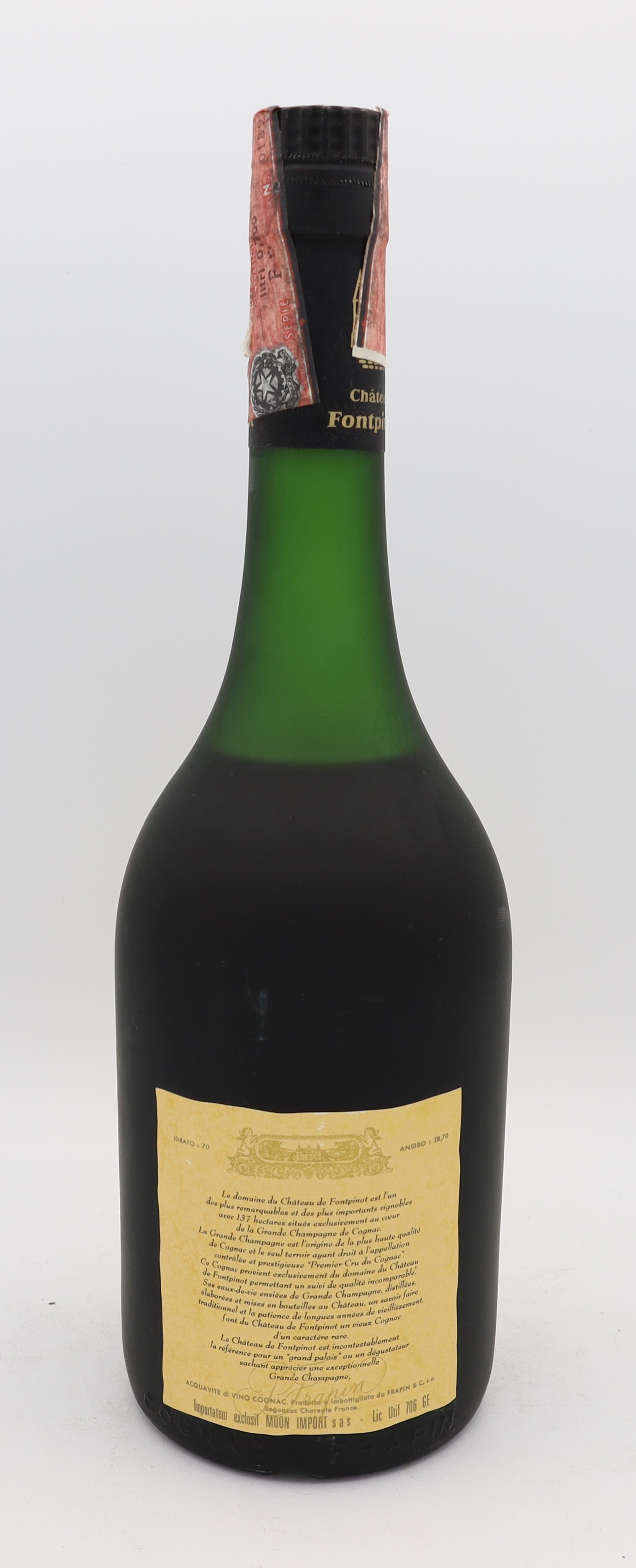 Frapin Château de Fontpinot Réserve du Château – premium French cognac with rich amber color, smooth and refined flavors, presented in elegant packaging, ideal for collectors and connoisseurs.