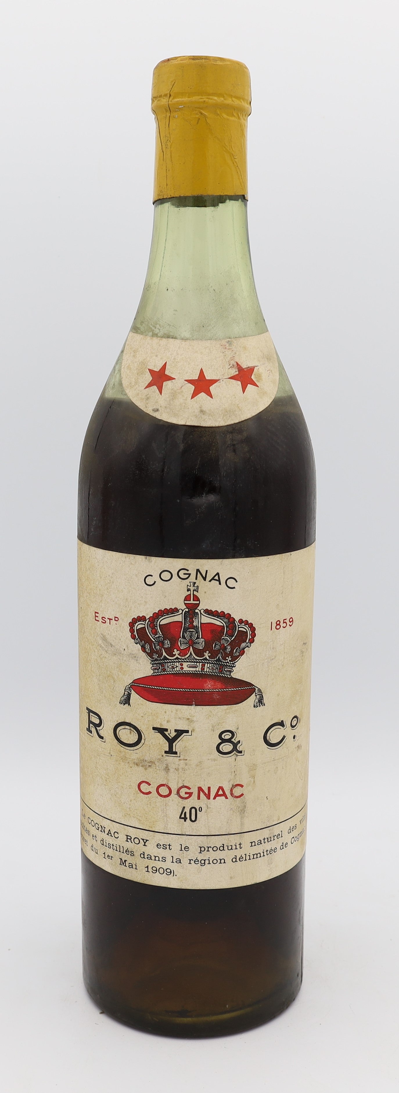 Le Roy Cognac – 3 stars, yellow cap, vintage 1940s, classic French brandy with smooth and rich flavors, ideal for collectors.