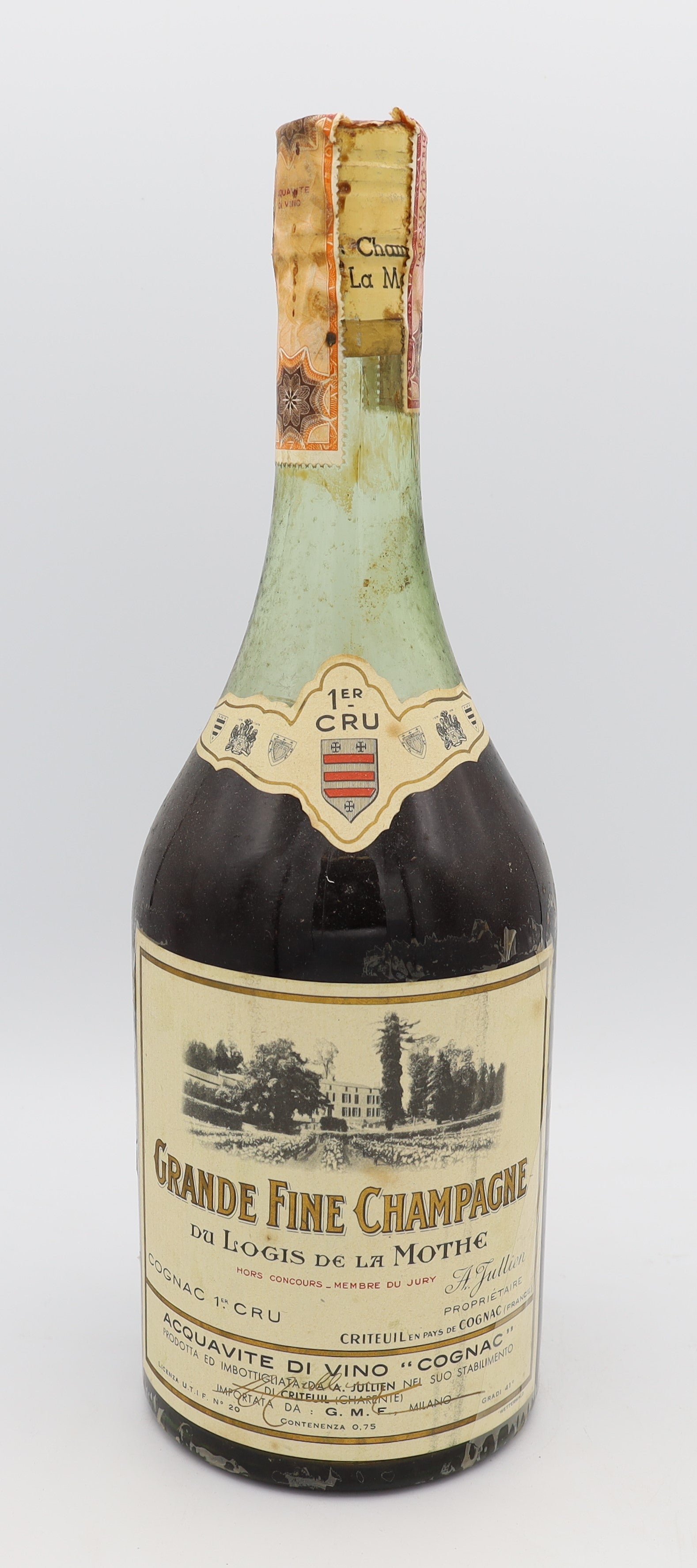 Logis de la Mothe VSOP 1er Cru – premium French cognac with smooth, refined flavors and delicate oak notes, perfect for collectors and enthusiasts.