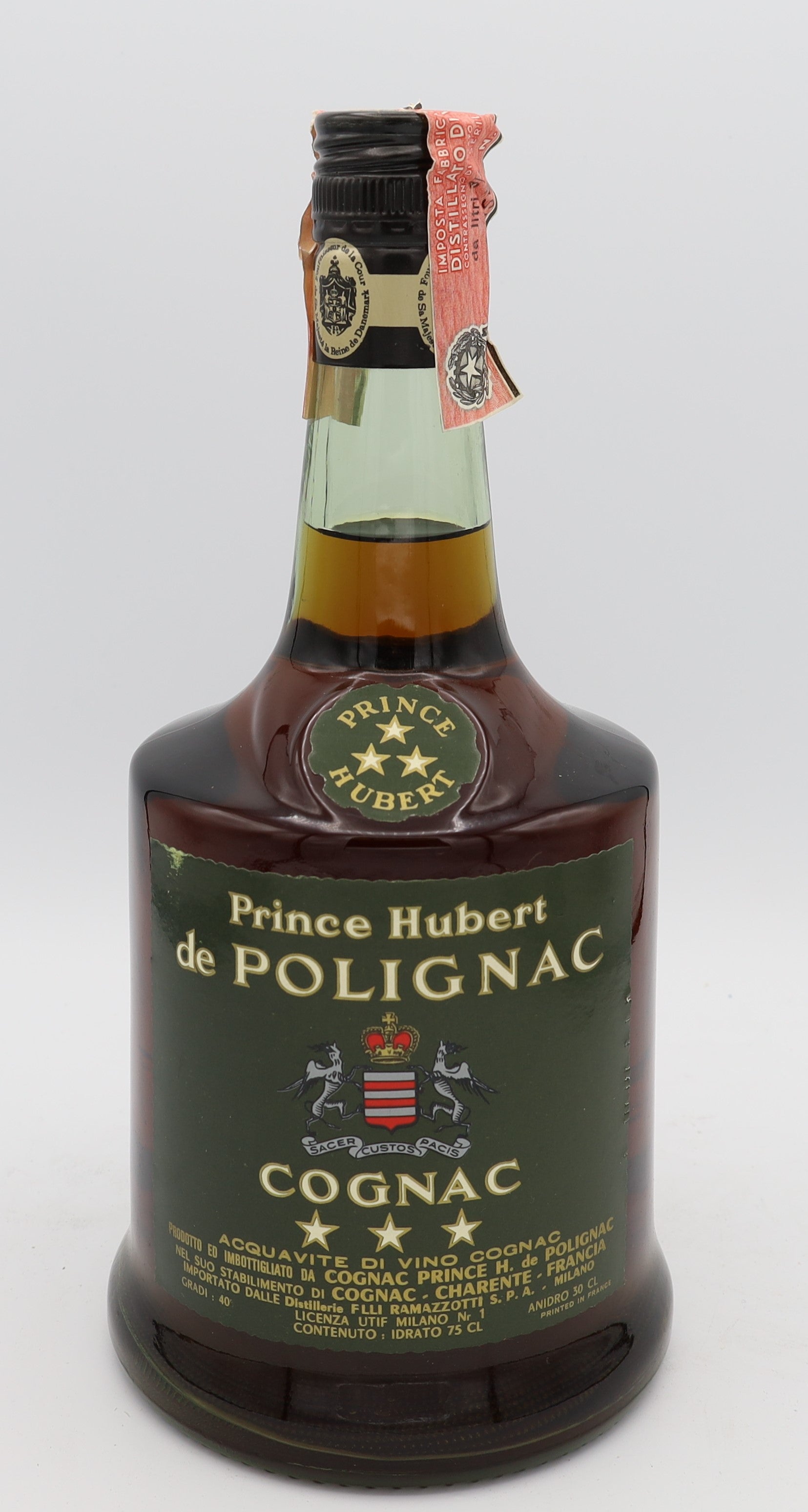 Prince Hubert 3 Stars Cognac Vintage 1970s – premium French brandy with rich amber color, smooth and balanced flavors, presented in a green label bottle, ideal for collectors and connoisseurs.