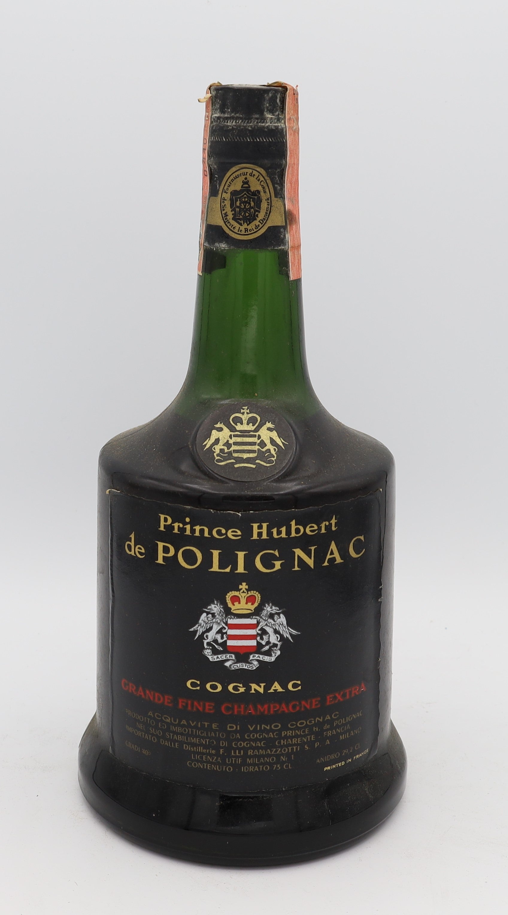 Prince Hubert XO Extra Old Champagne Cognac – premium French brandy aged to perfection, offering deep amber color, complex aromas of oak and dried fruit and a smooth, luxurious finish.