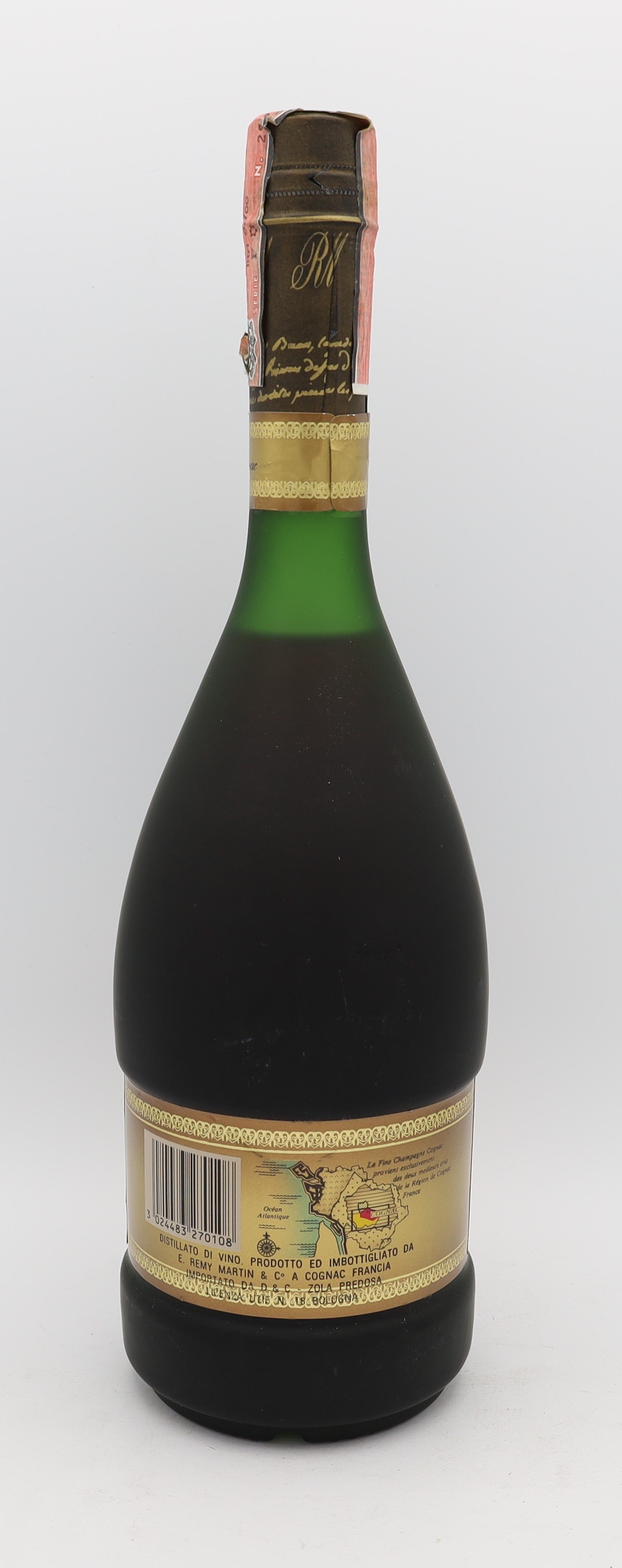 Rémy Martin Centaure Napoleon Fine Champagne Cognac – premium French brandy crafted from Fine Champagne eaux-de-vie, featuring rich amber color, ideal for collectors and connoisseurs.