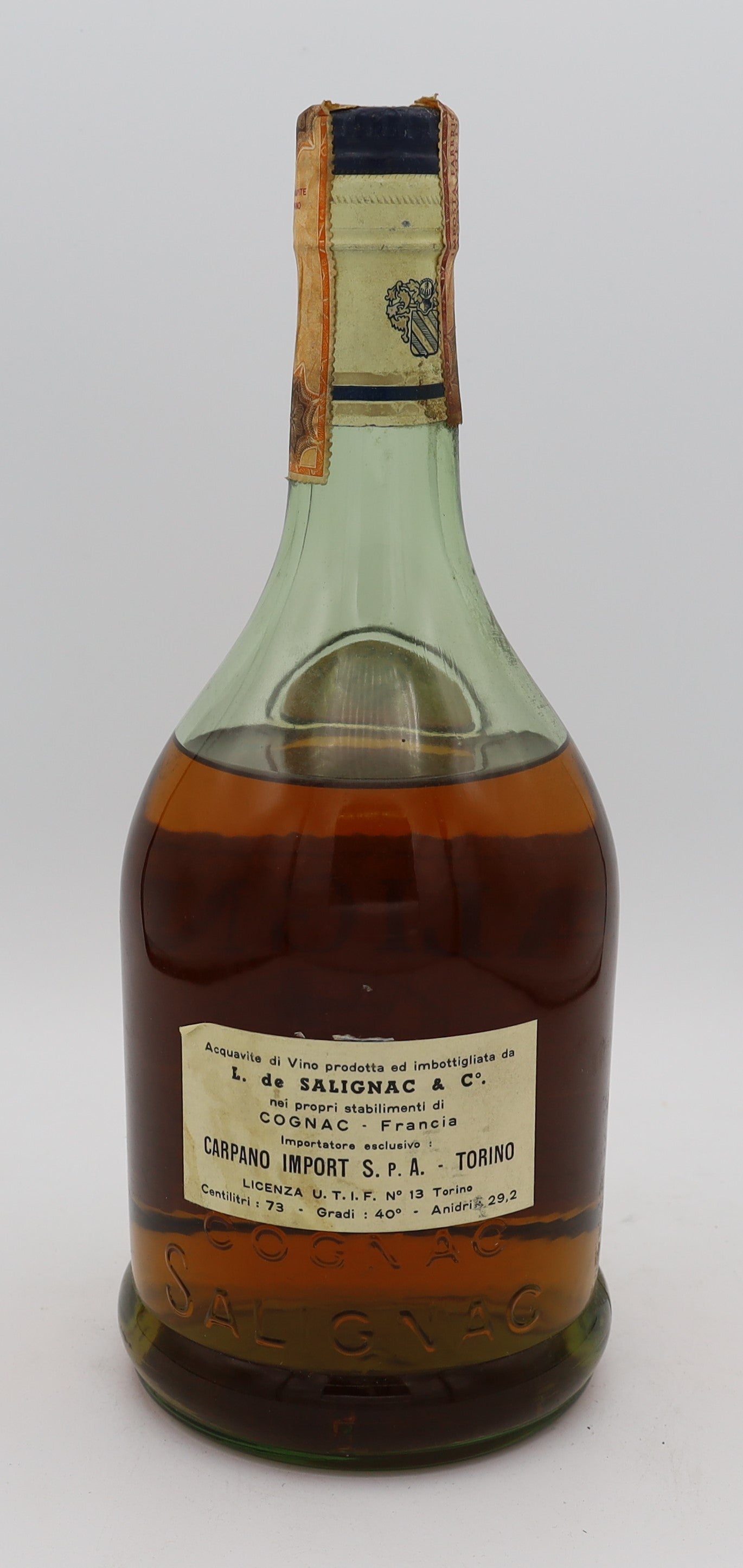 Salignac 3 Star Special Cognac – premium French brandy with rich amber color, smooth and balanced flavor profile, presented in a classic bottle for collectors and connoisseurs.