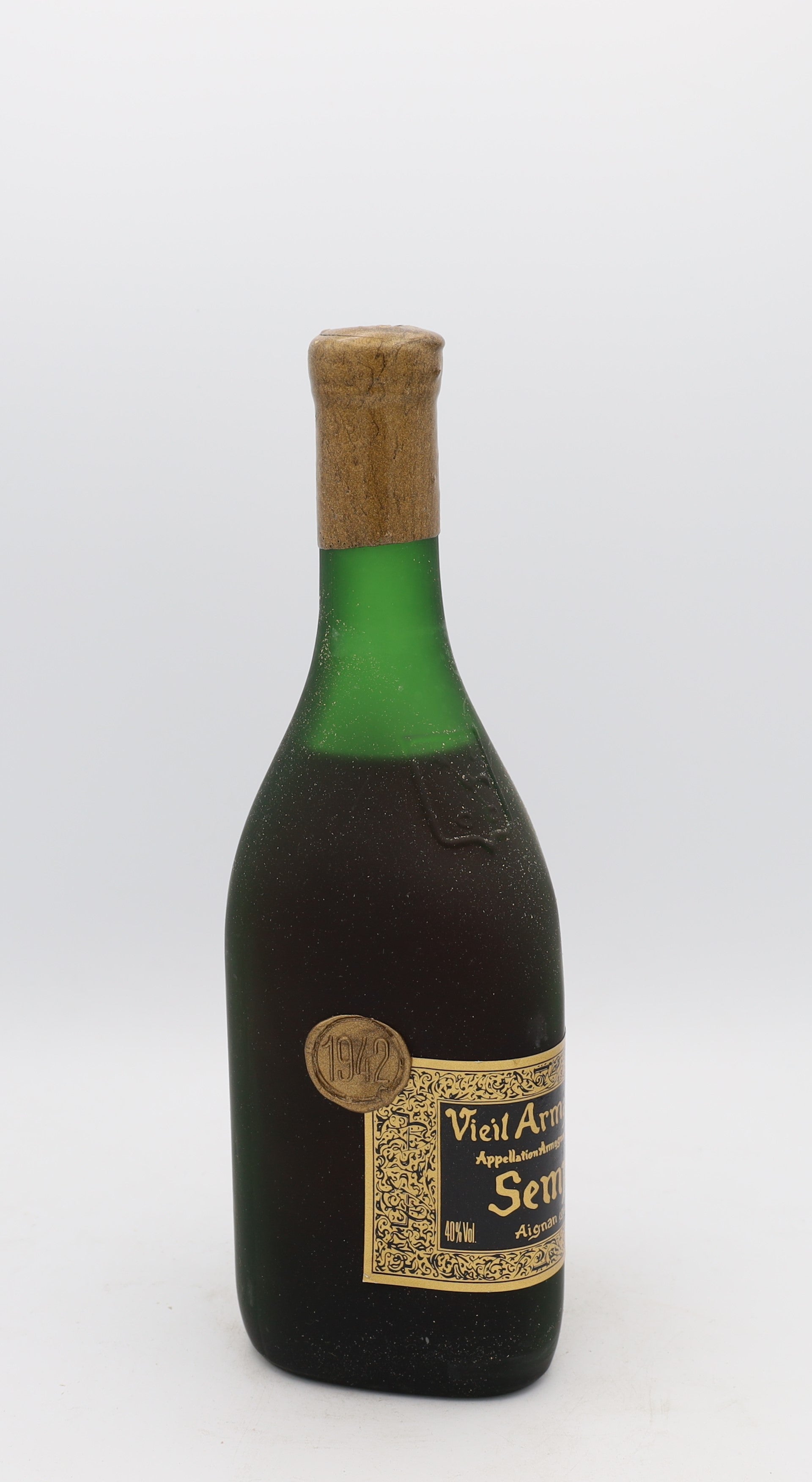 Sempé Armagnac Aignan Vintage 1942, Reserved Treasures Club edition – remarkably rare aged Armagnac with elegant, complex notes and exceptional depth.